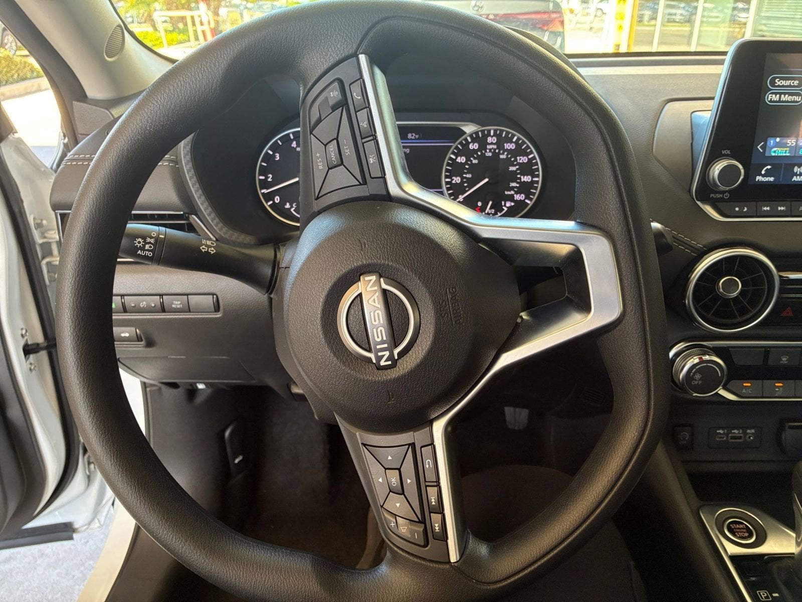 Thumbnail: 2025 Nissan Sentra - 33