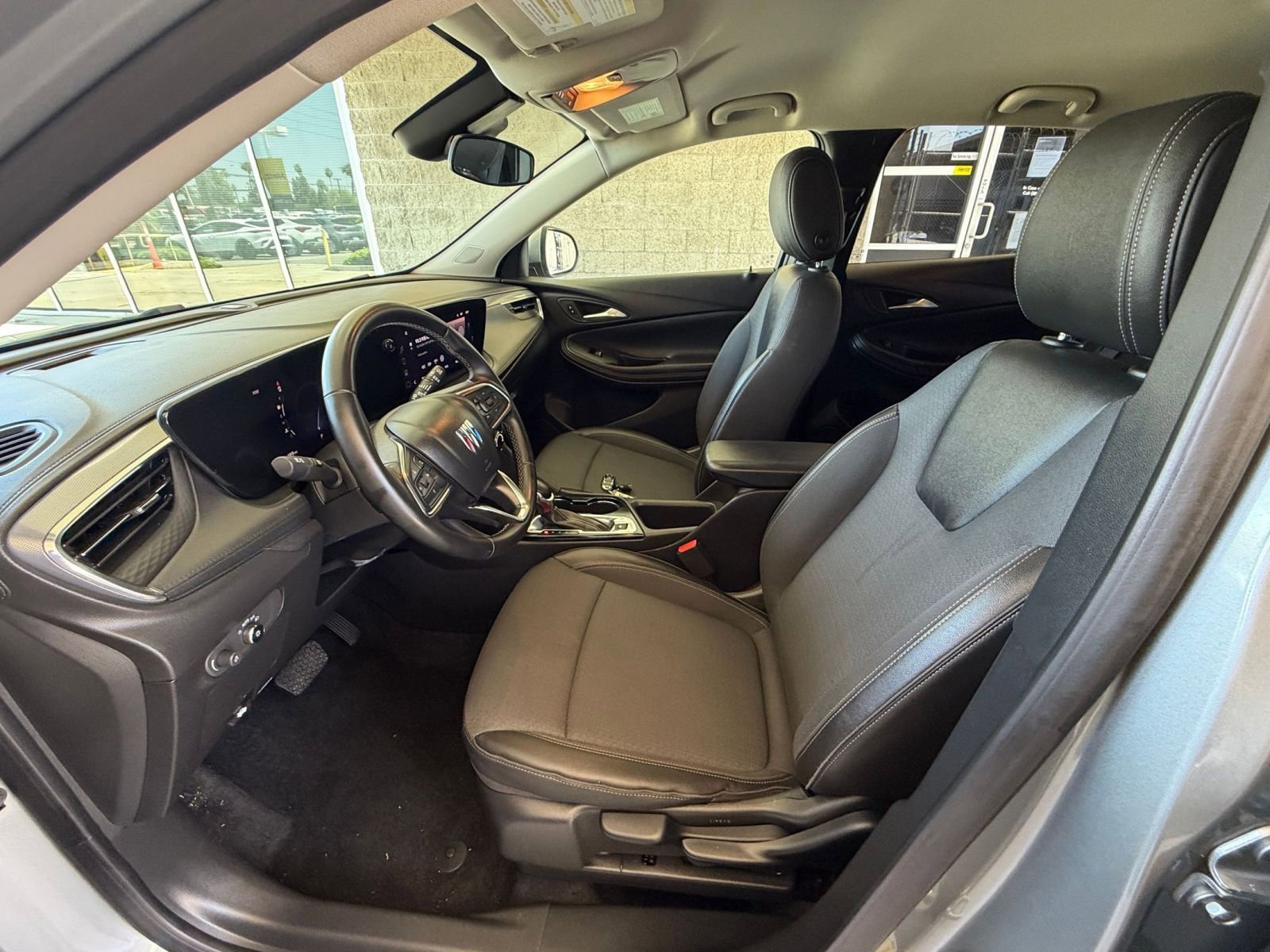 Thumbnail: 2025 Buick Encore GX - 25