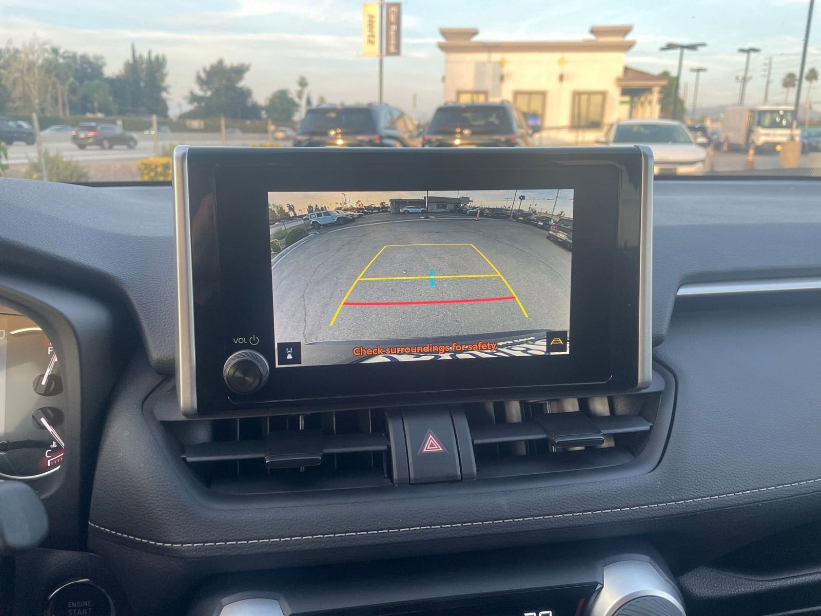 Thumbnail: 2025 Toyota RAV4 - 27