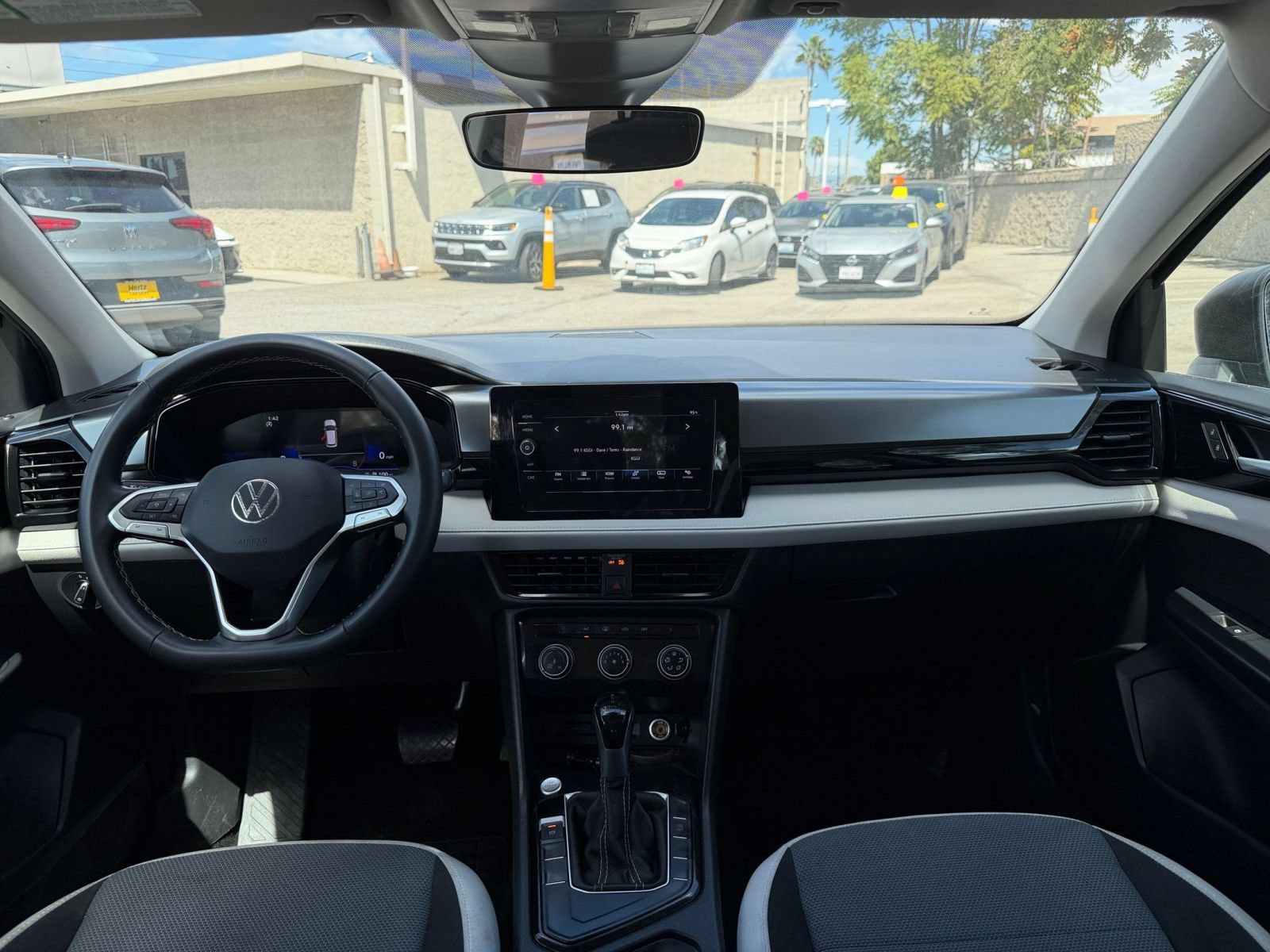 Thumbnail: 2025 Volkswagen Taos - 30
