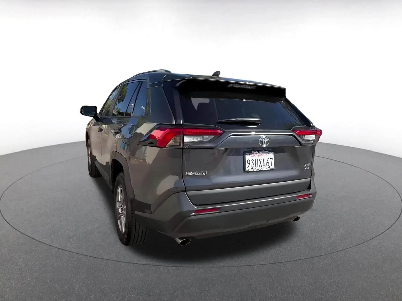 Thumbnail: 2025 Toyota RAV4 - 11