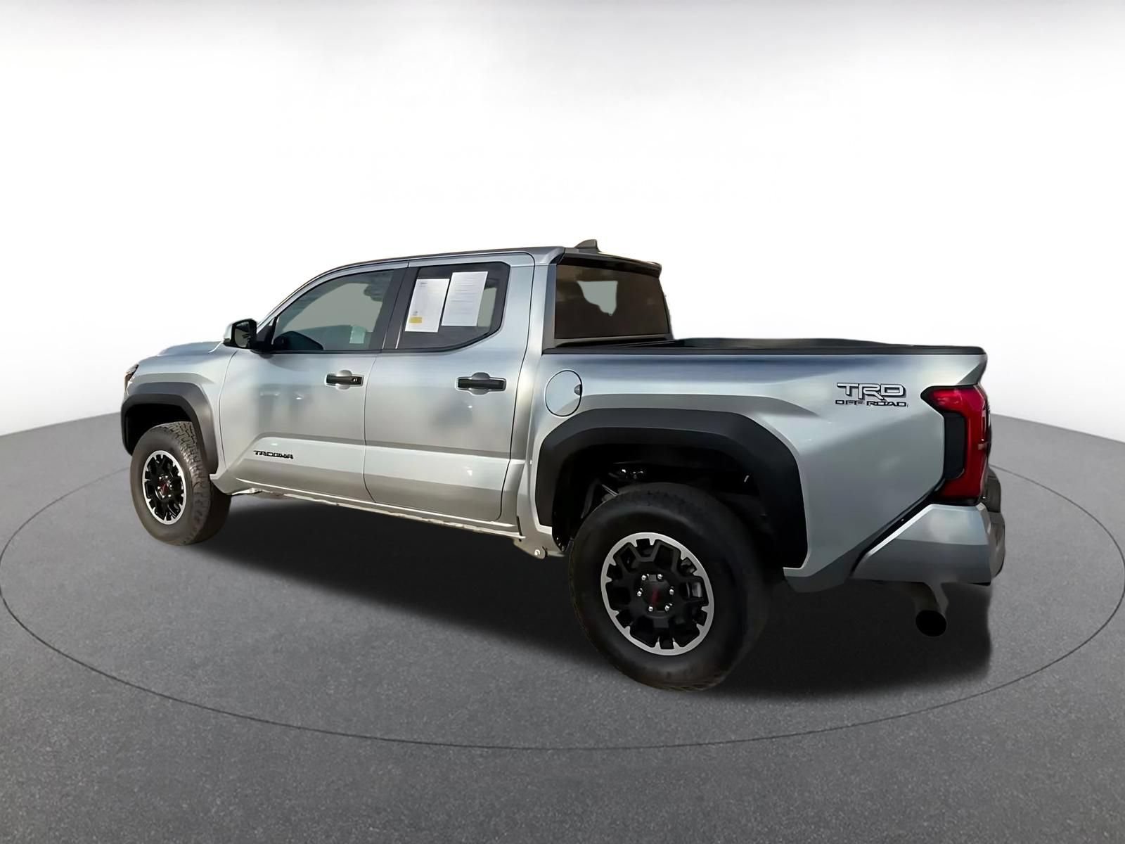 Thumbnail: 2025 Toyota Tacoma - 10