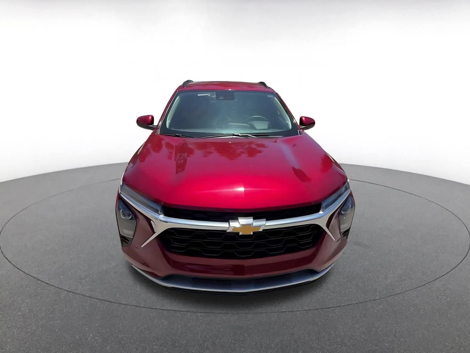 Thumbnail: 2025 Chevrolet Trax - 4