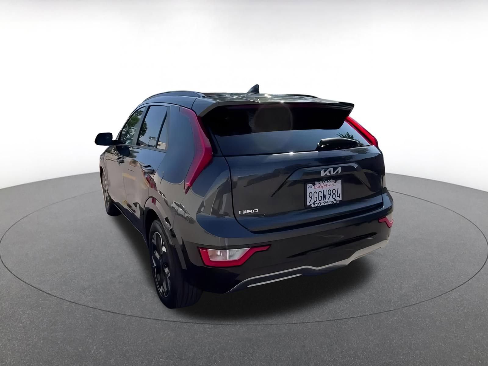 Thumbnail: 2023 Kia Niro - 11