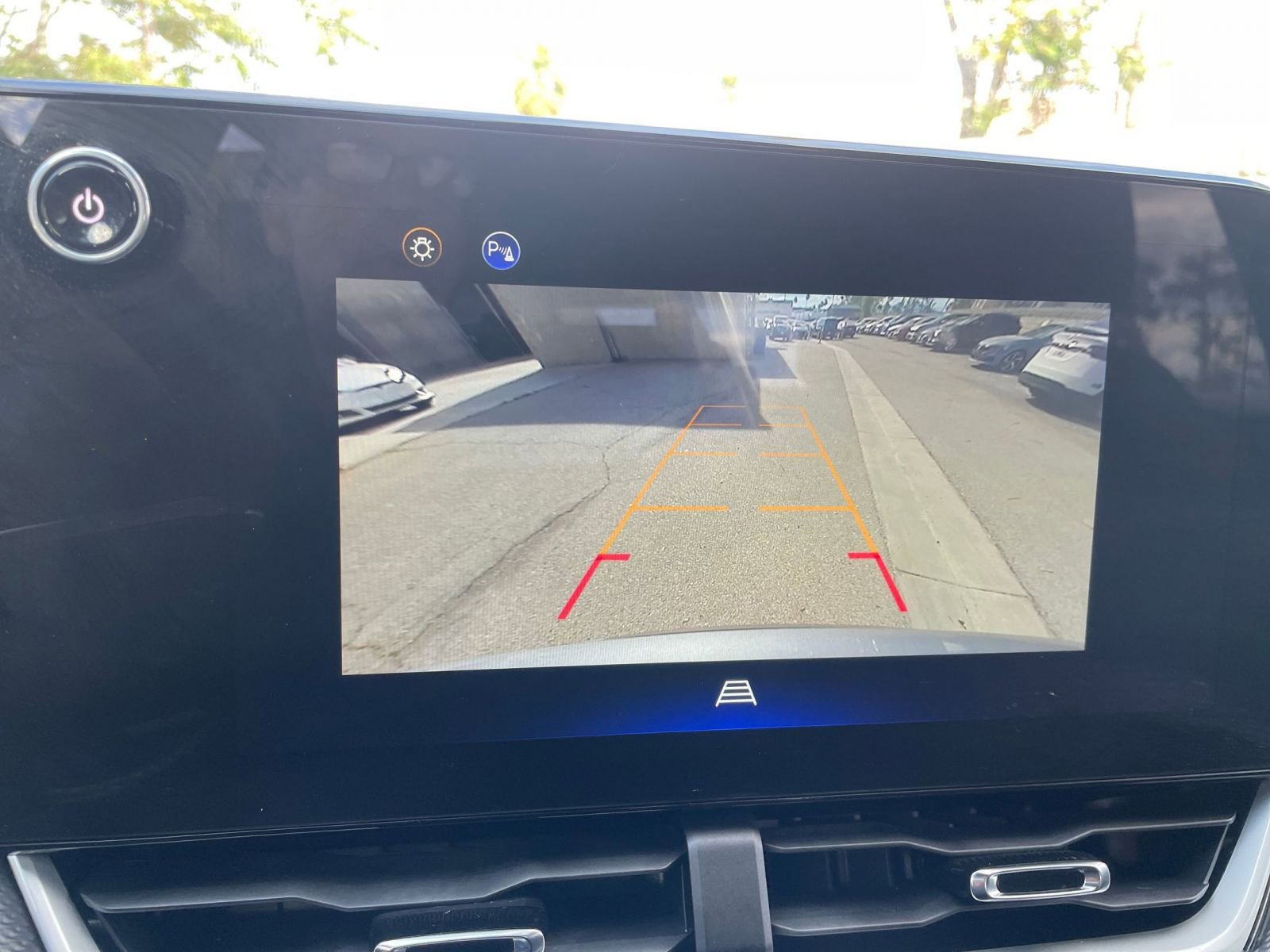 Thumbnail: 2025 Chevrolet Equinox - 23