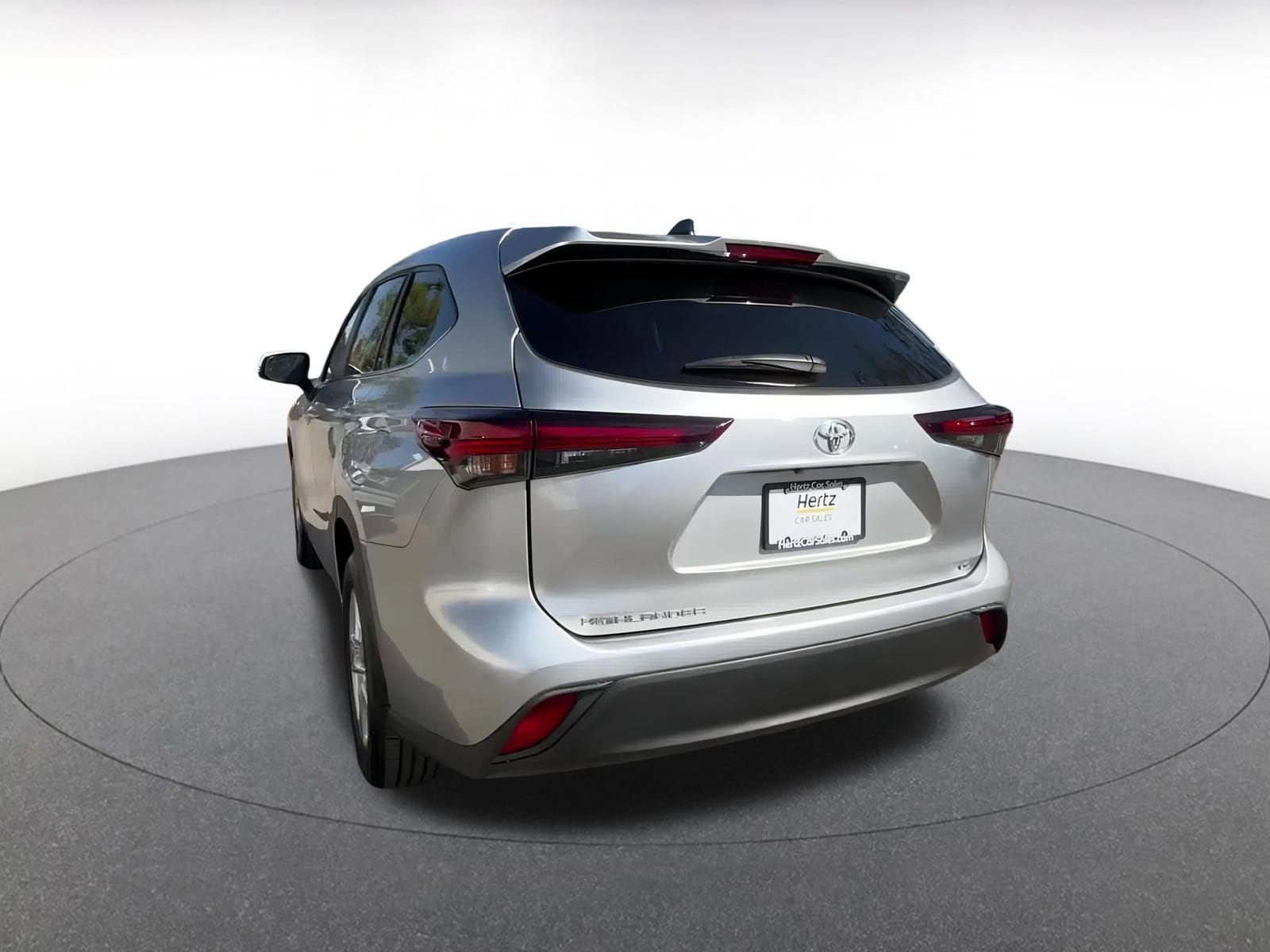 Thumbnail: 2025 Toyota Highlander - 11