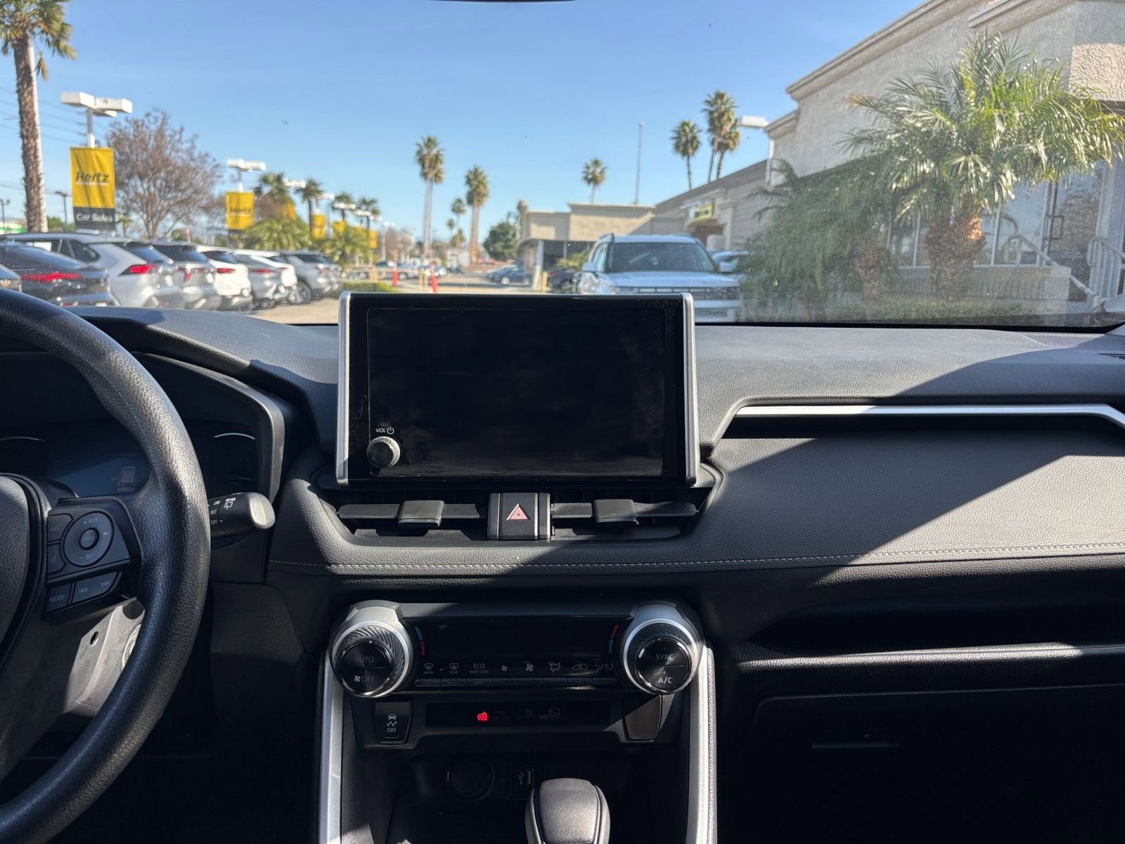 Thumbnail: 2025 Toyota RAV4 - 17