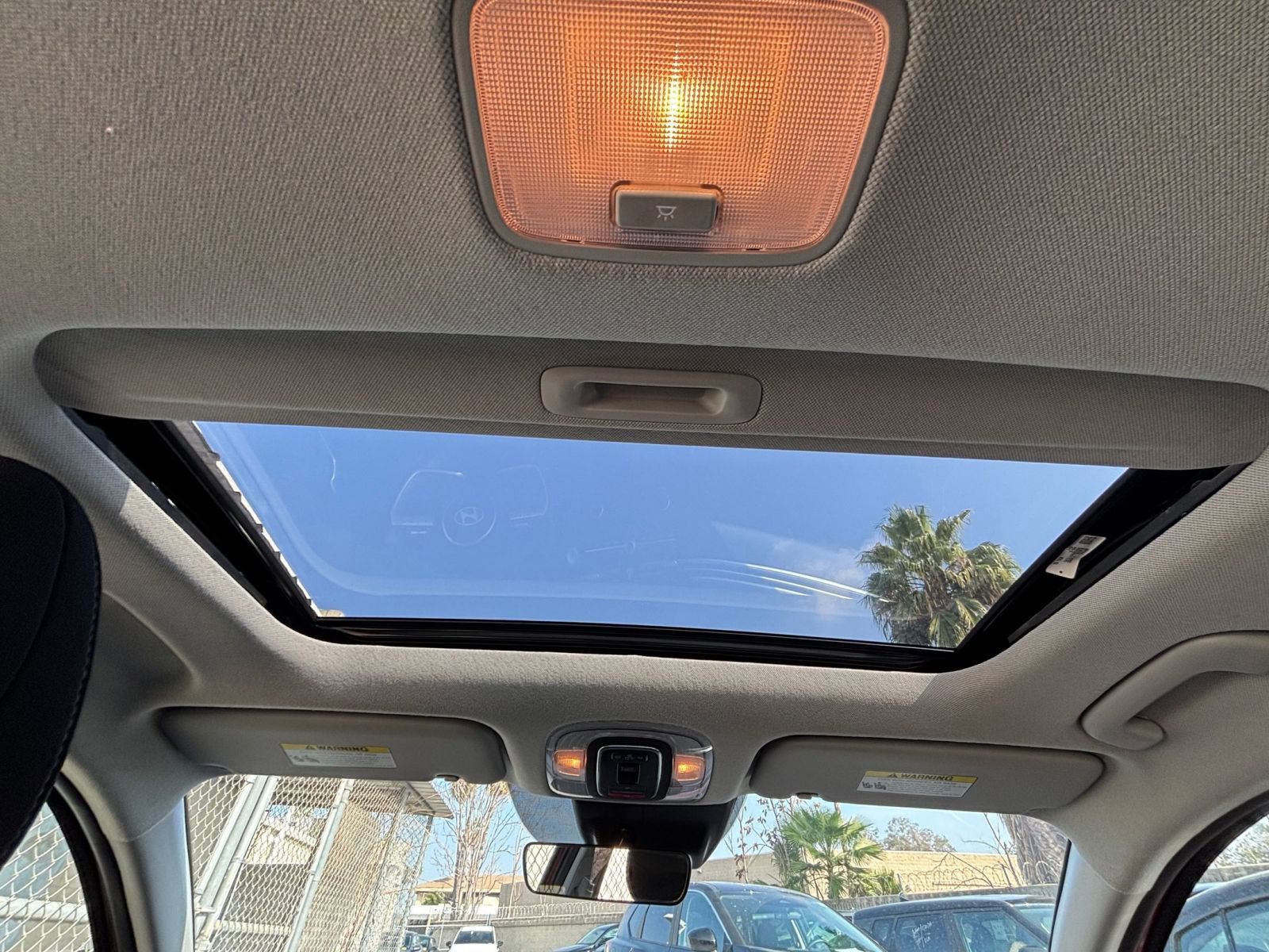 Thumbnail: 2025 Hyundai Elantra - 32