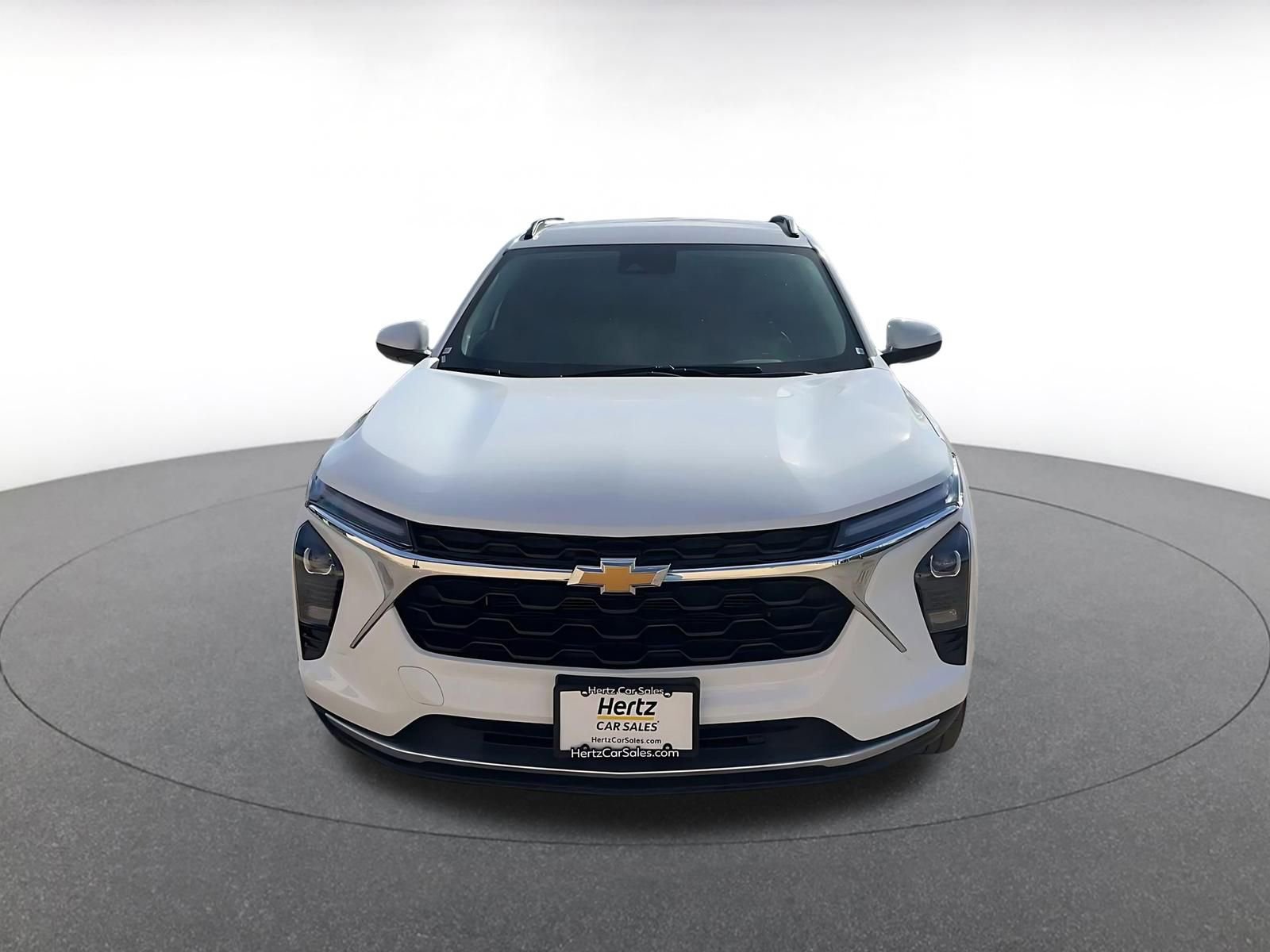 Thumbnail: 2025 Chevrolet Trax - 4