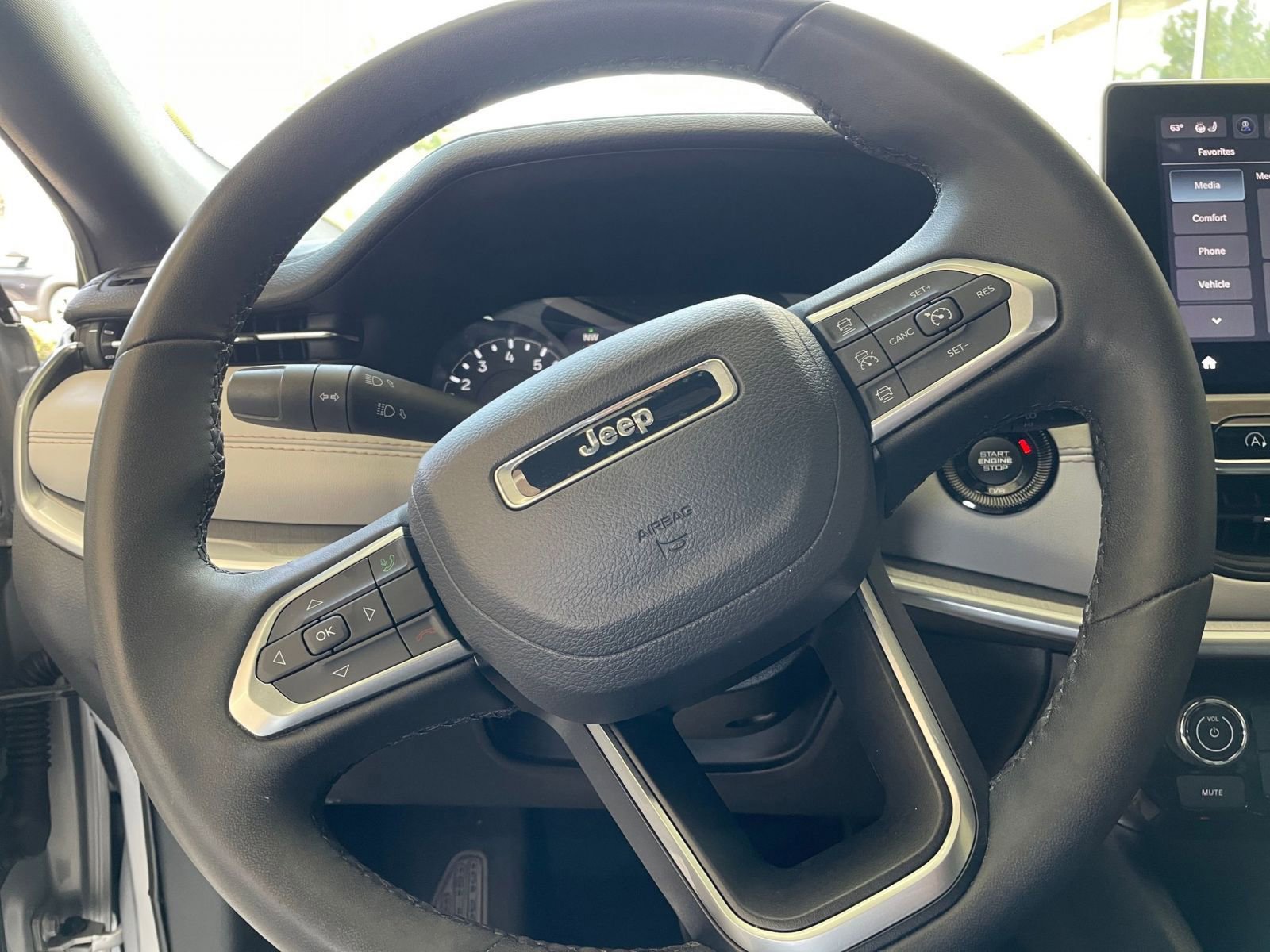 Thumbnail: 2025 Jeep Compass - 29