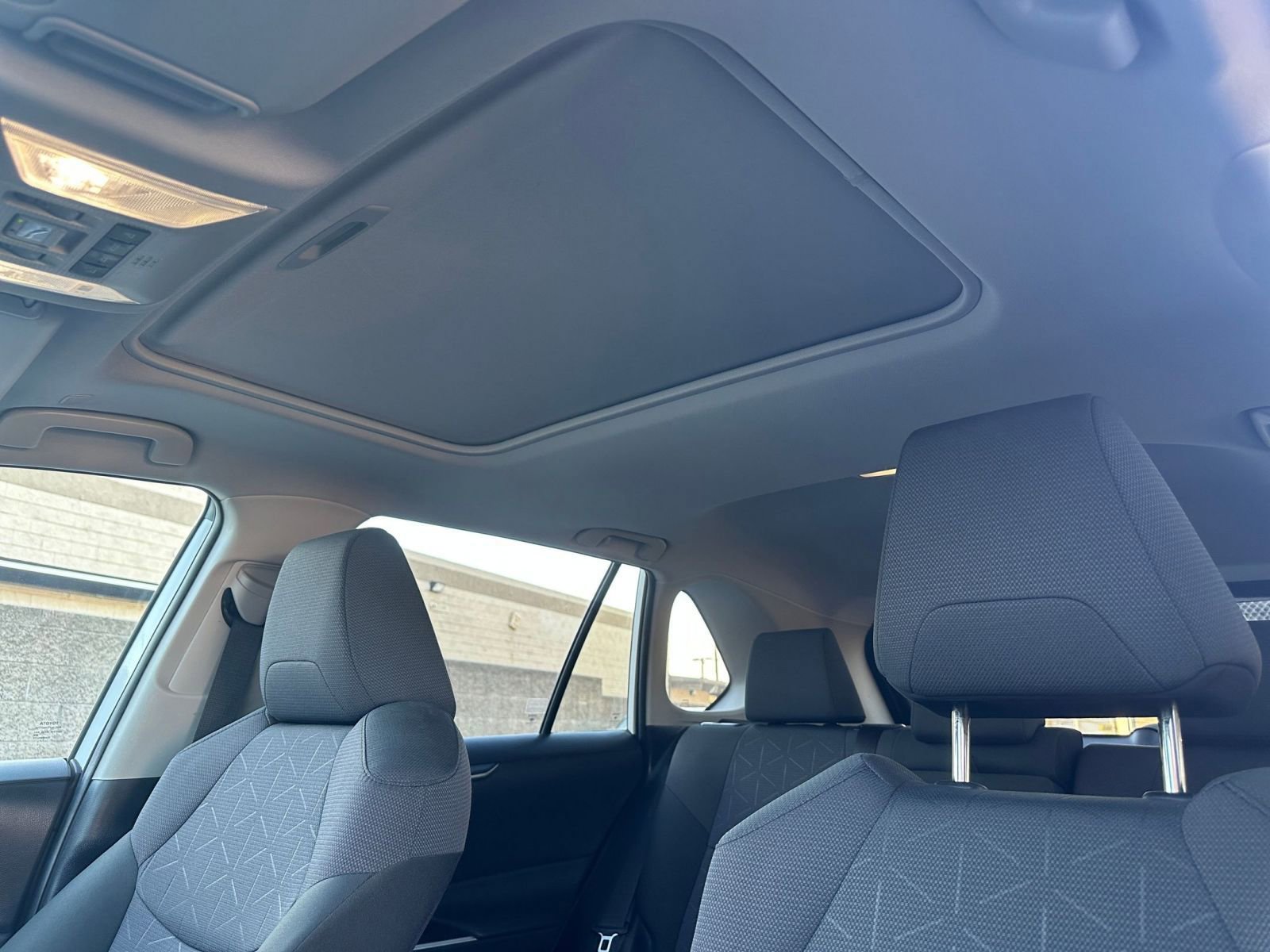 Thumbnail: 2025 Toyota RAV4 - 30