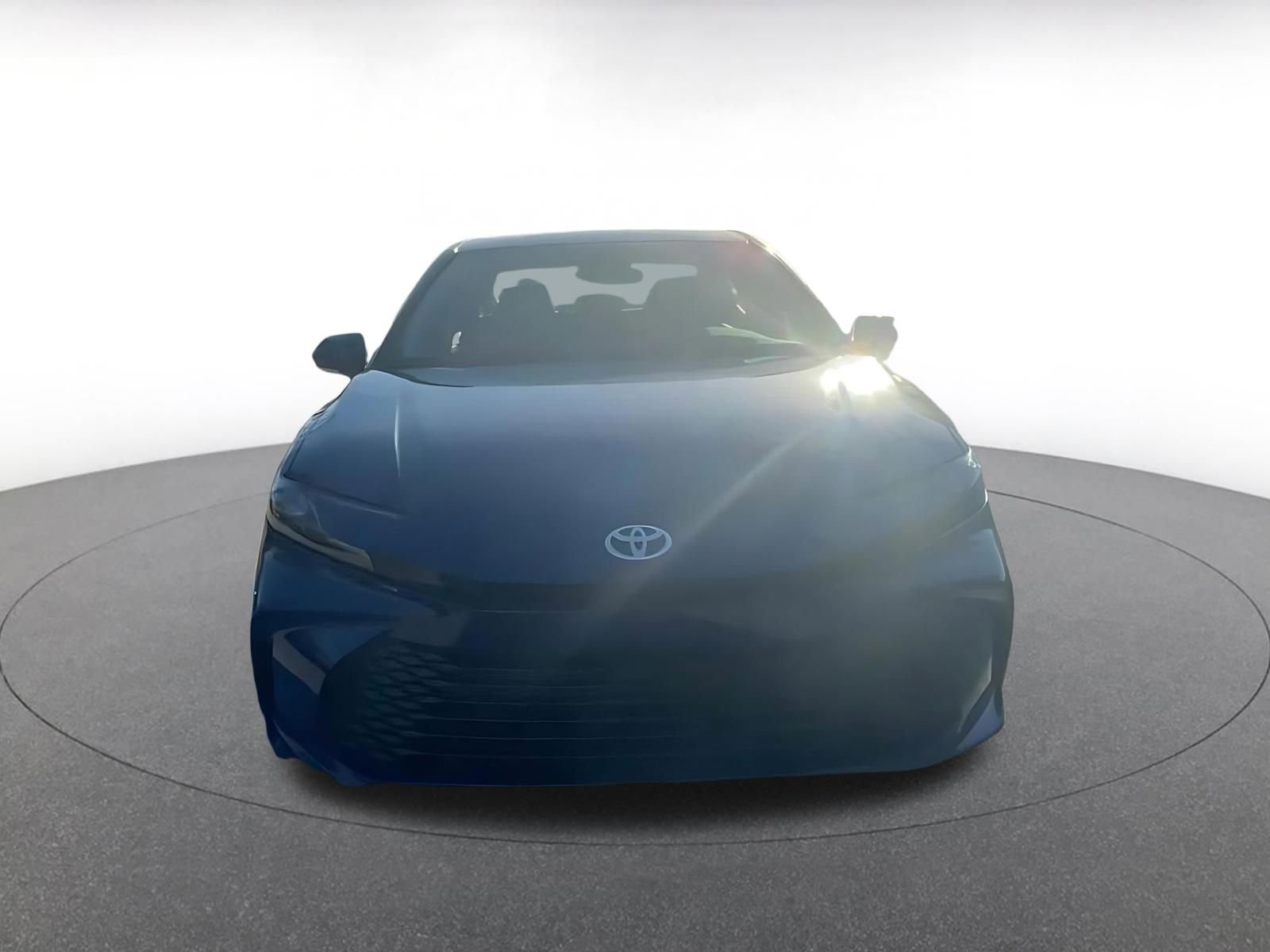 Thumbnail: 2025 Toyota Camry - 15