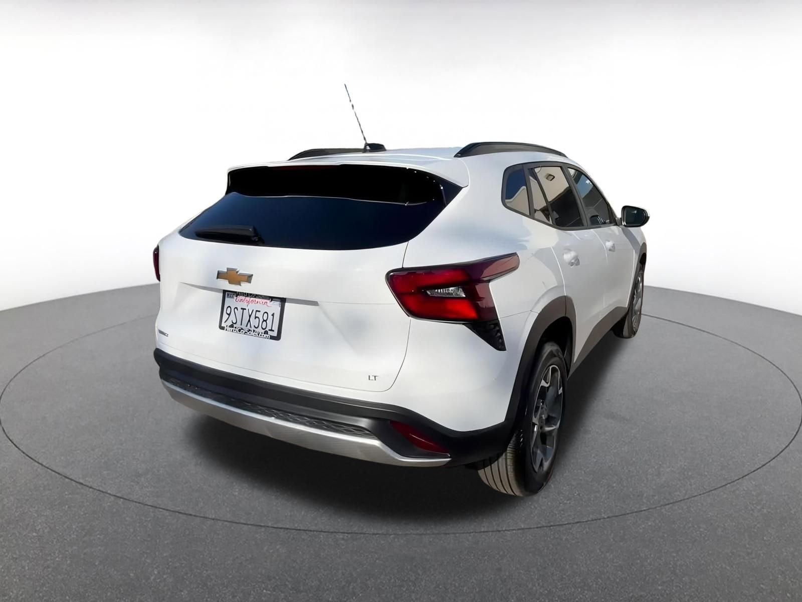 Thumbnail: 2025 Chevrolet Trax - 14