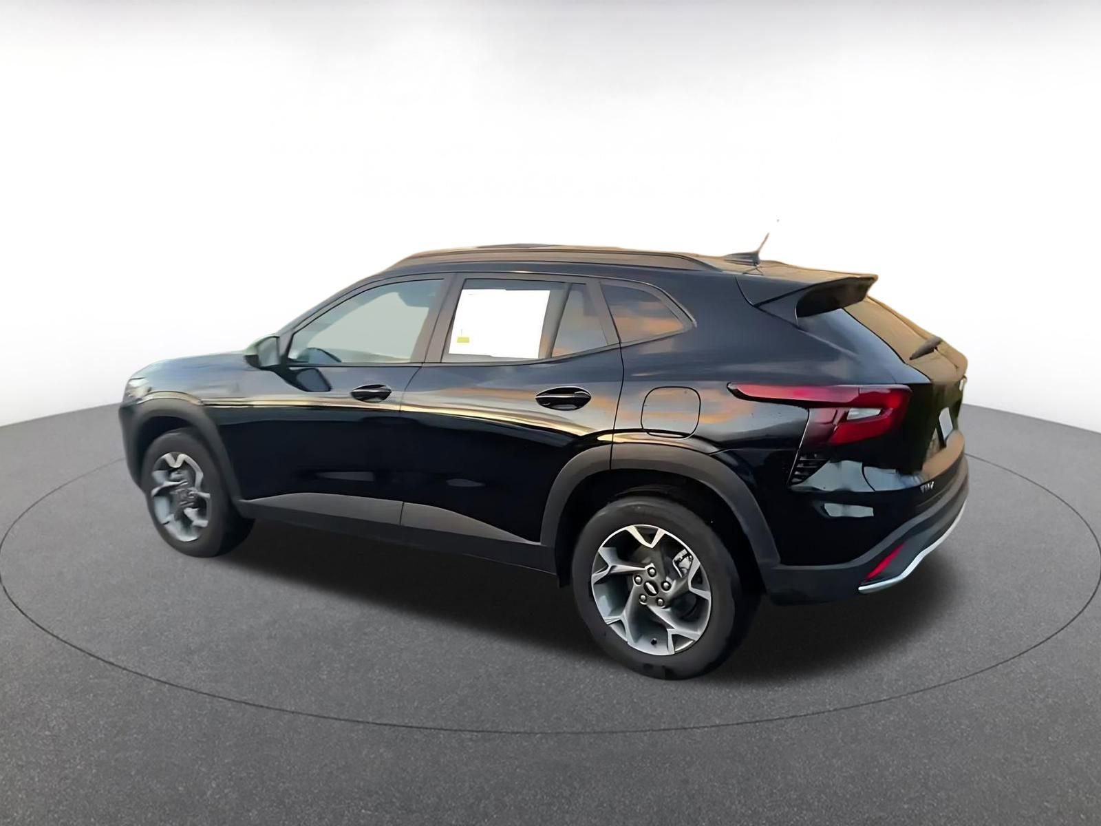 Thumbnail: 2025 Chevrolet Trax - 11