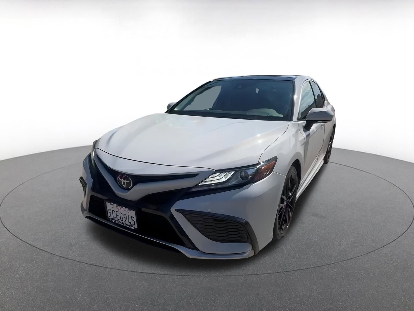 Thumbnail: 2022 Toyota Camry - 7