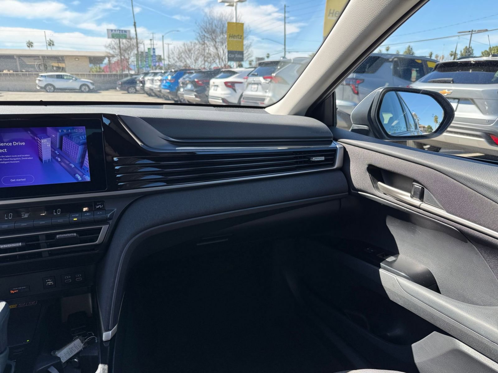 Thumbnail: 2025 Toyota Camry - 34