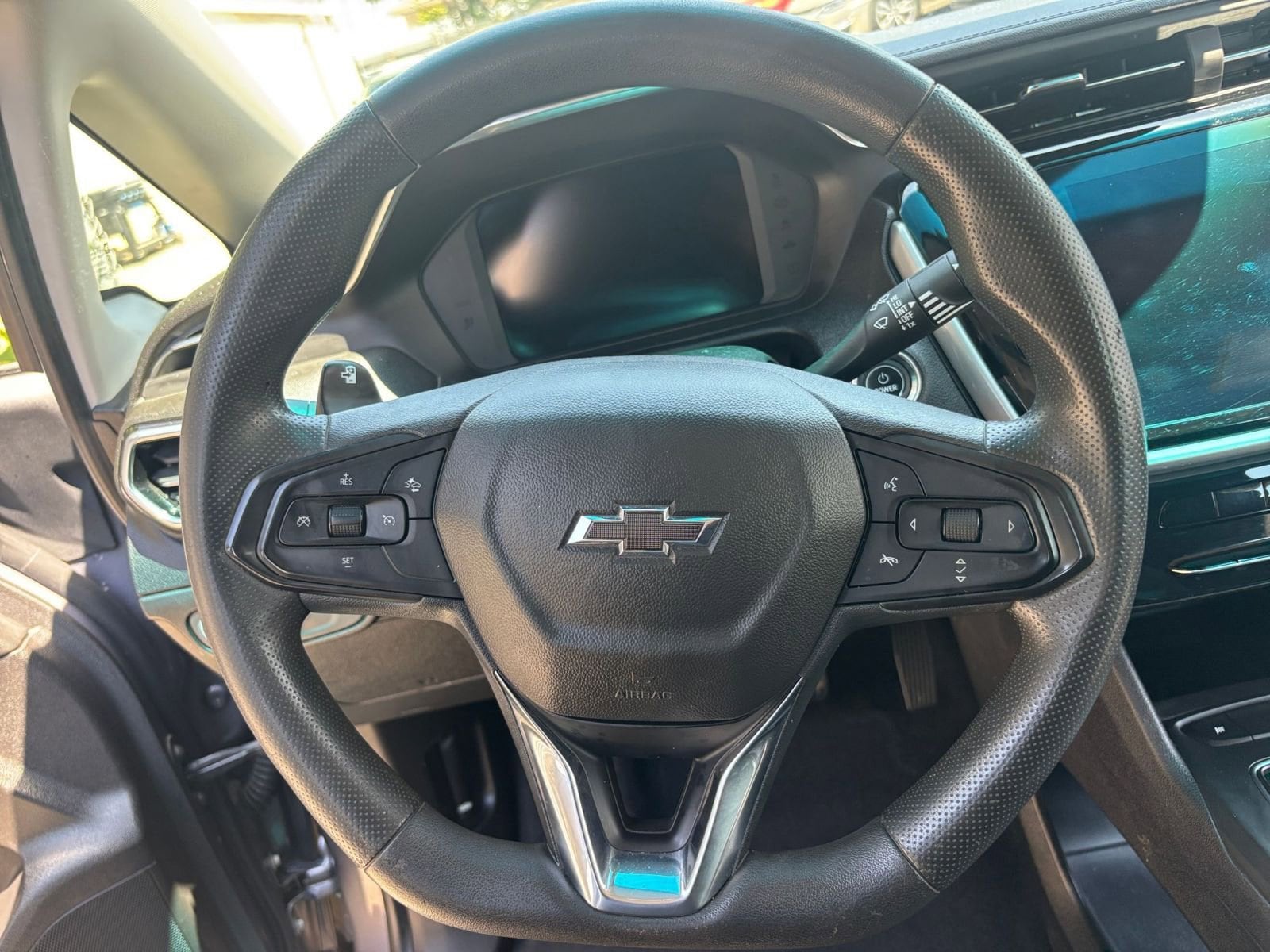 Thumbnail: 2023 Chevrolet Bolt EV - 32