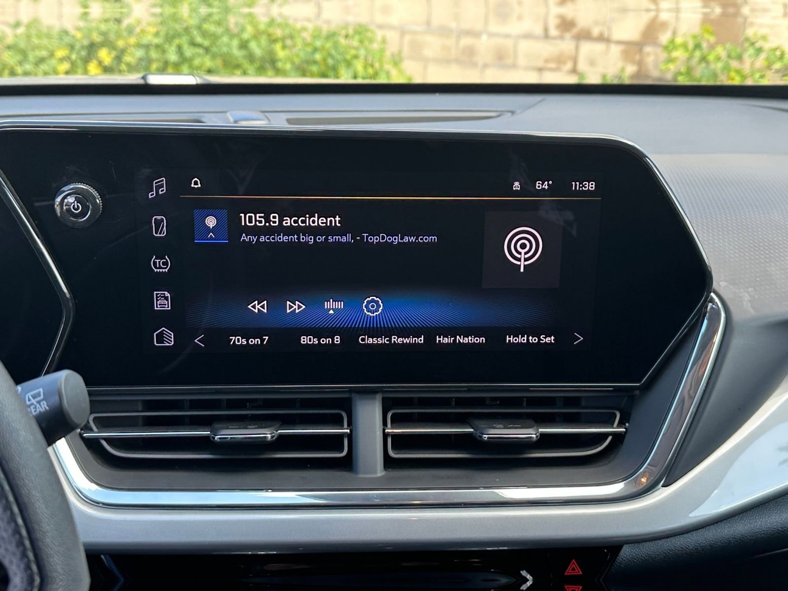 Thumbnail: 2025 Chevrolet Trax - 17