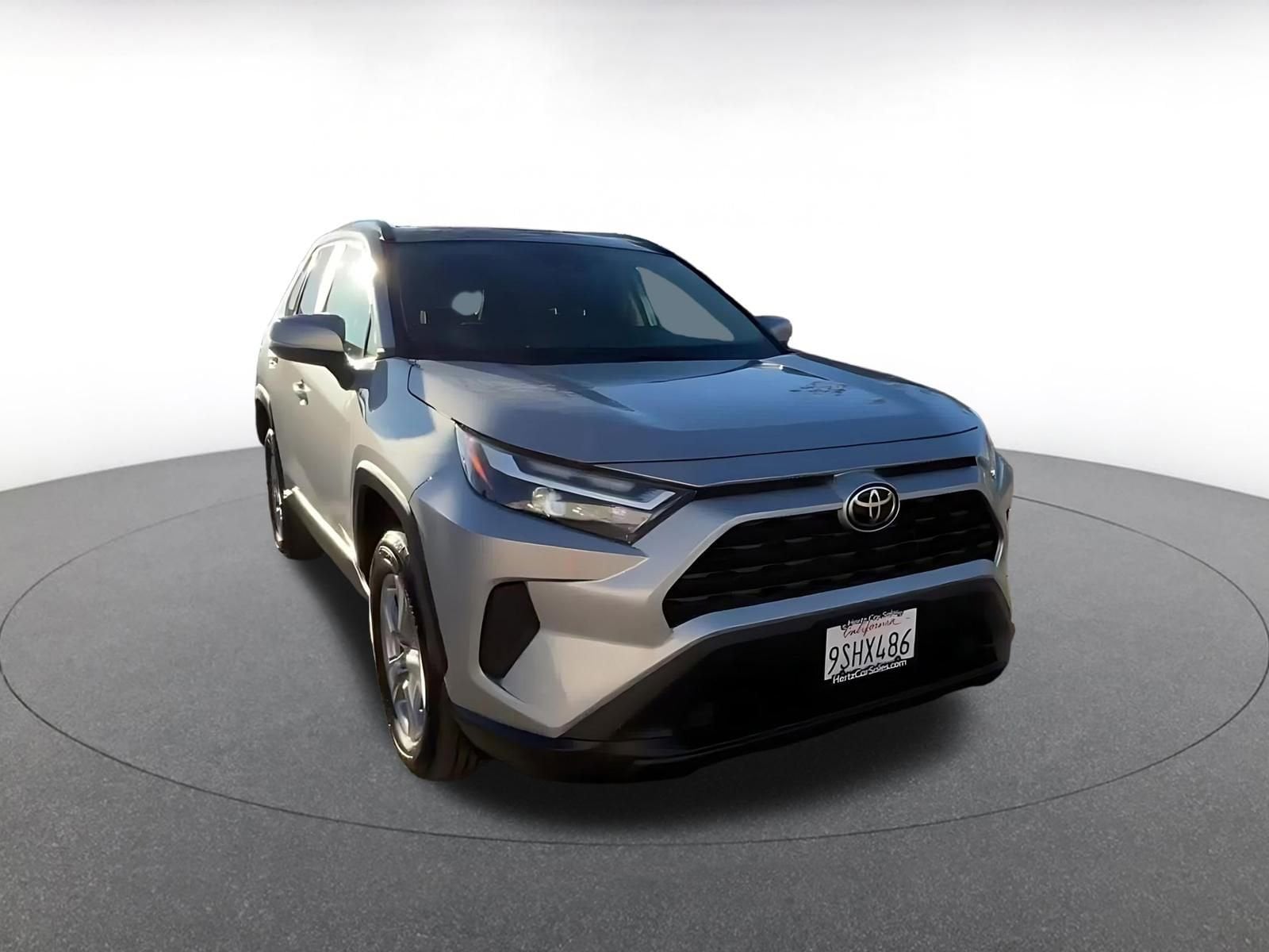Thumbnail: 2025 Toyota RAV4 - 3