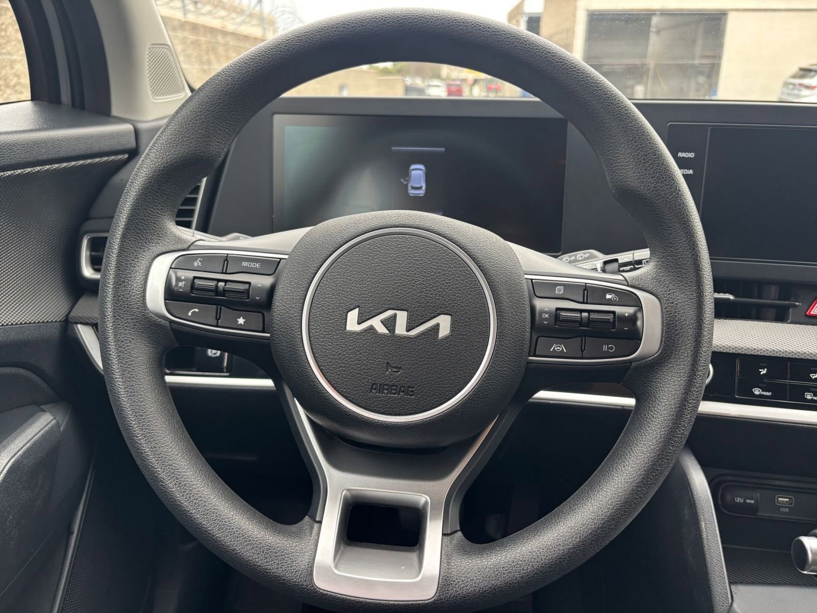 Thumbnail: 2025 Kia Sportage - 29