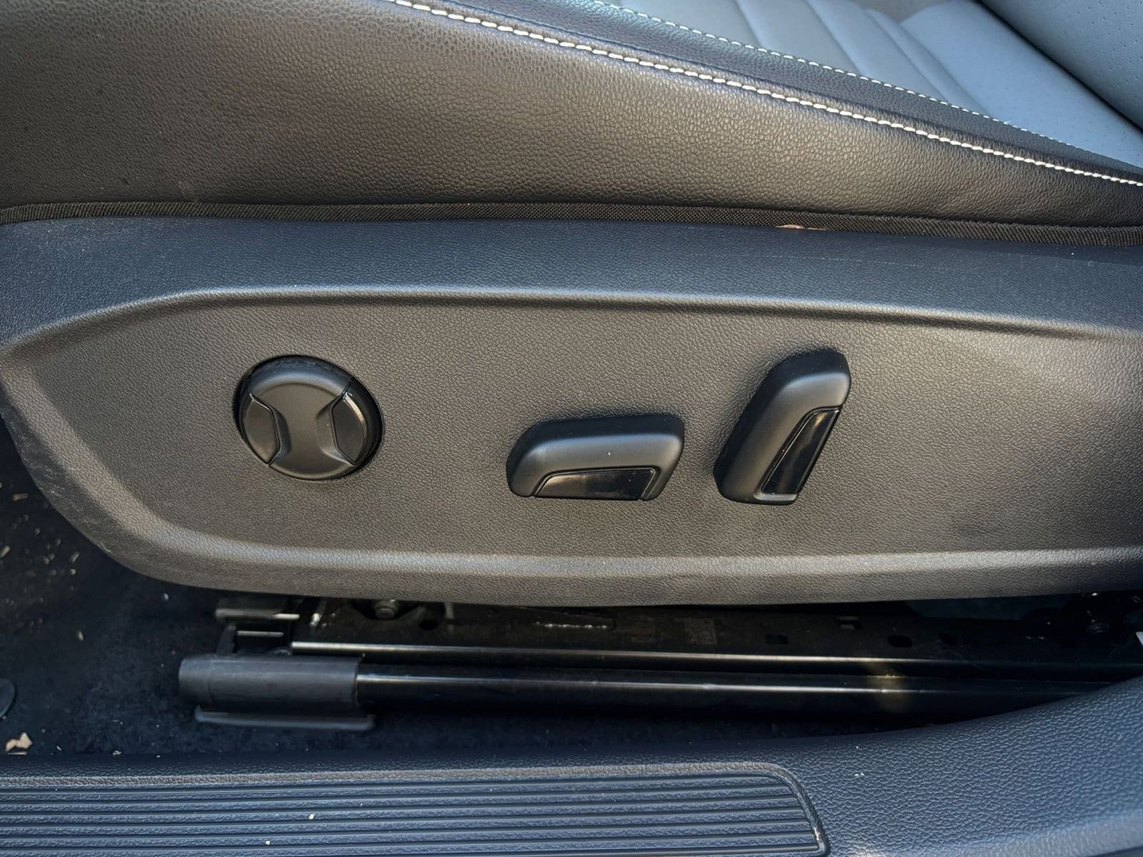 Thumbnail: 2025 Volkswagen Jetta - 23