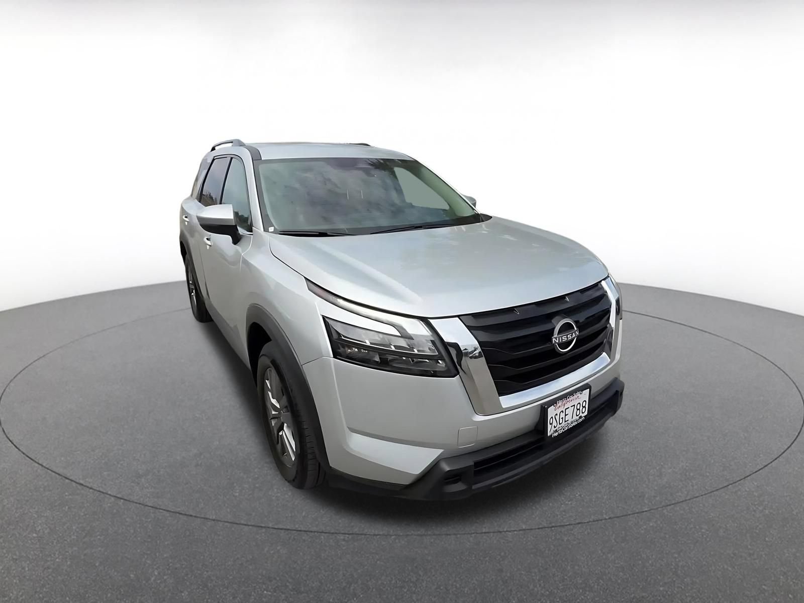 Thumbnail: 2025 Nissan Pathfinder - 3