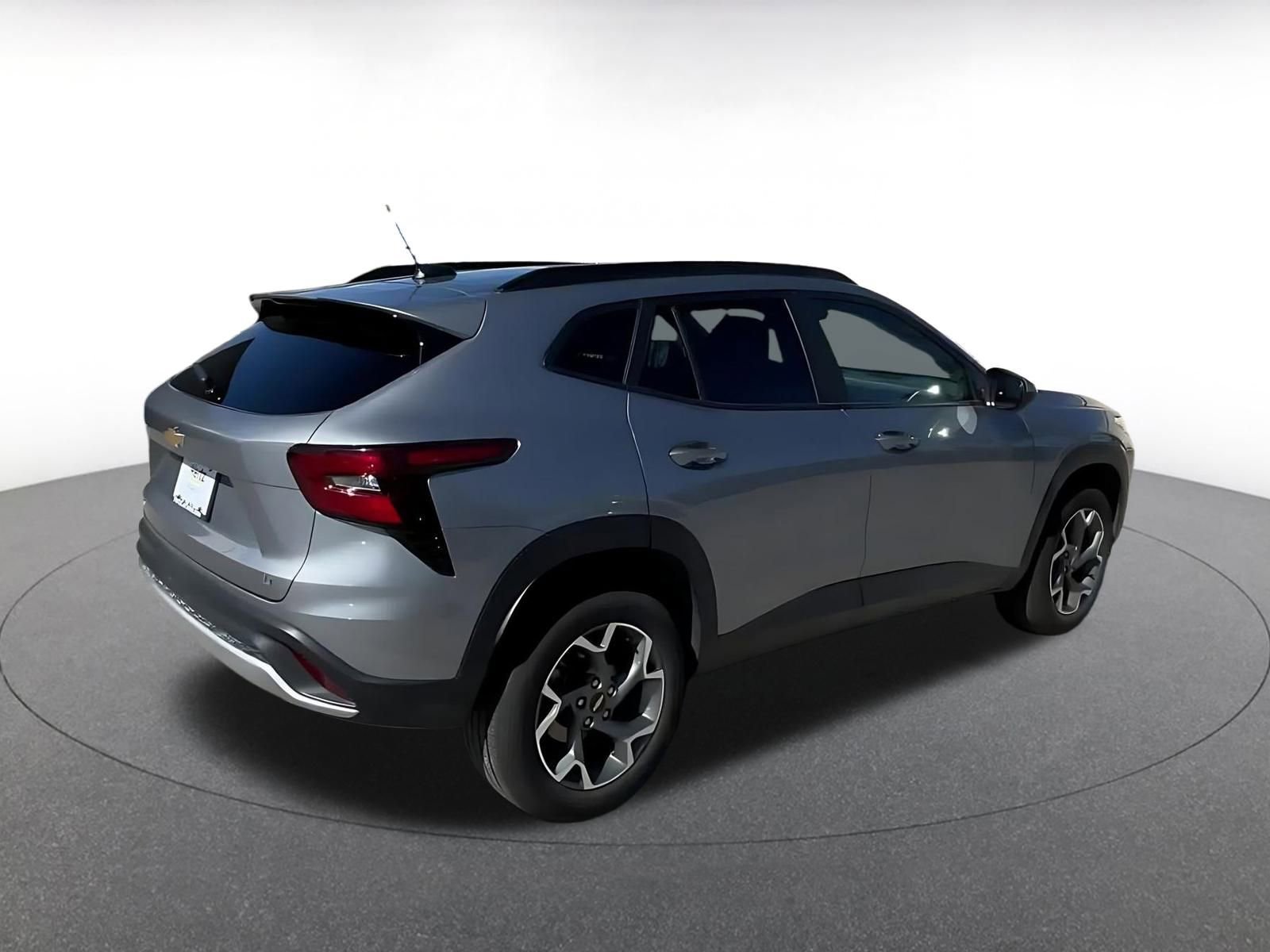 Thumbnail: 2025 Chevrolet Trax - 15