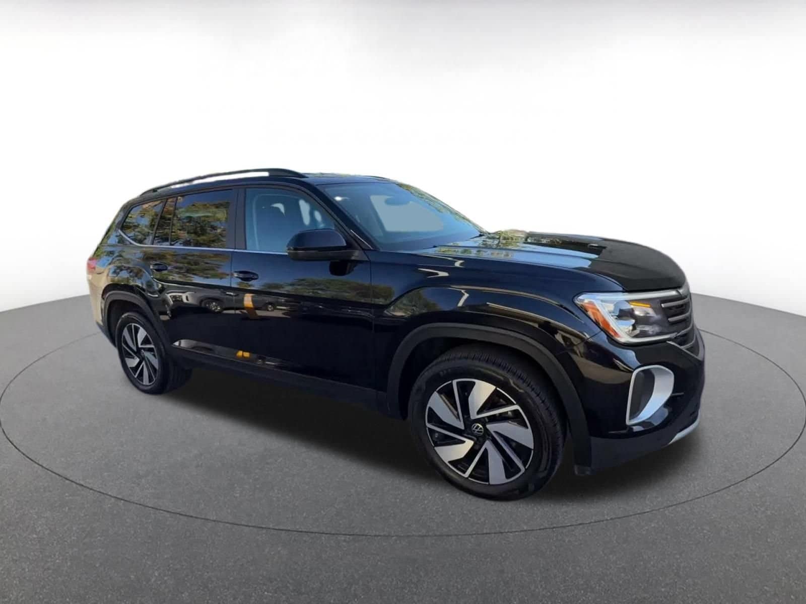 Thumbnail: 2026 Volkswagen Atlas - 2