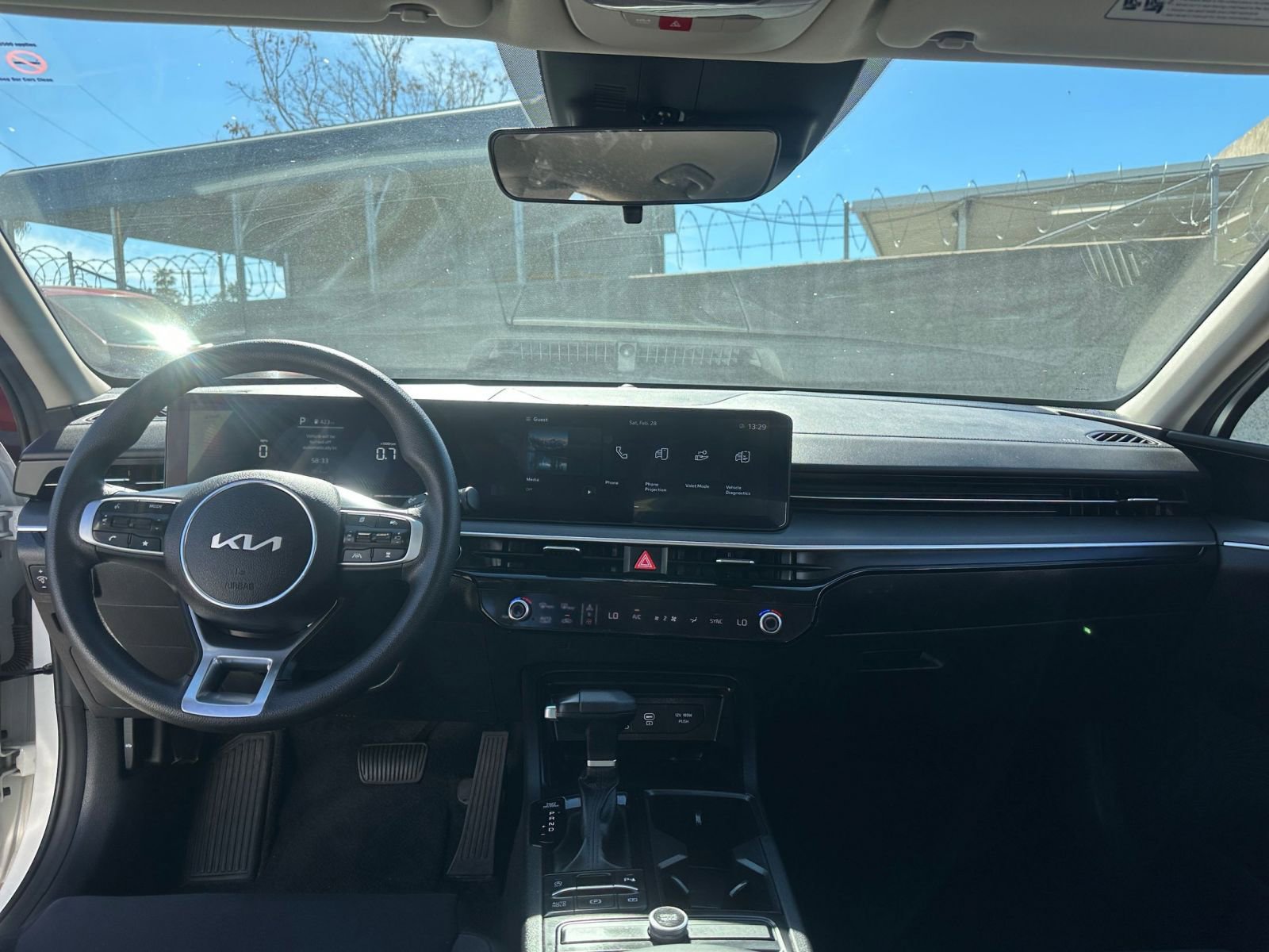 Thumbnail: 2025 Kia K5 - 32