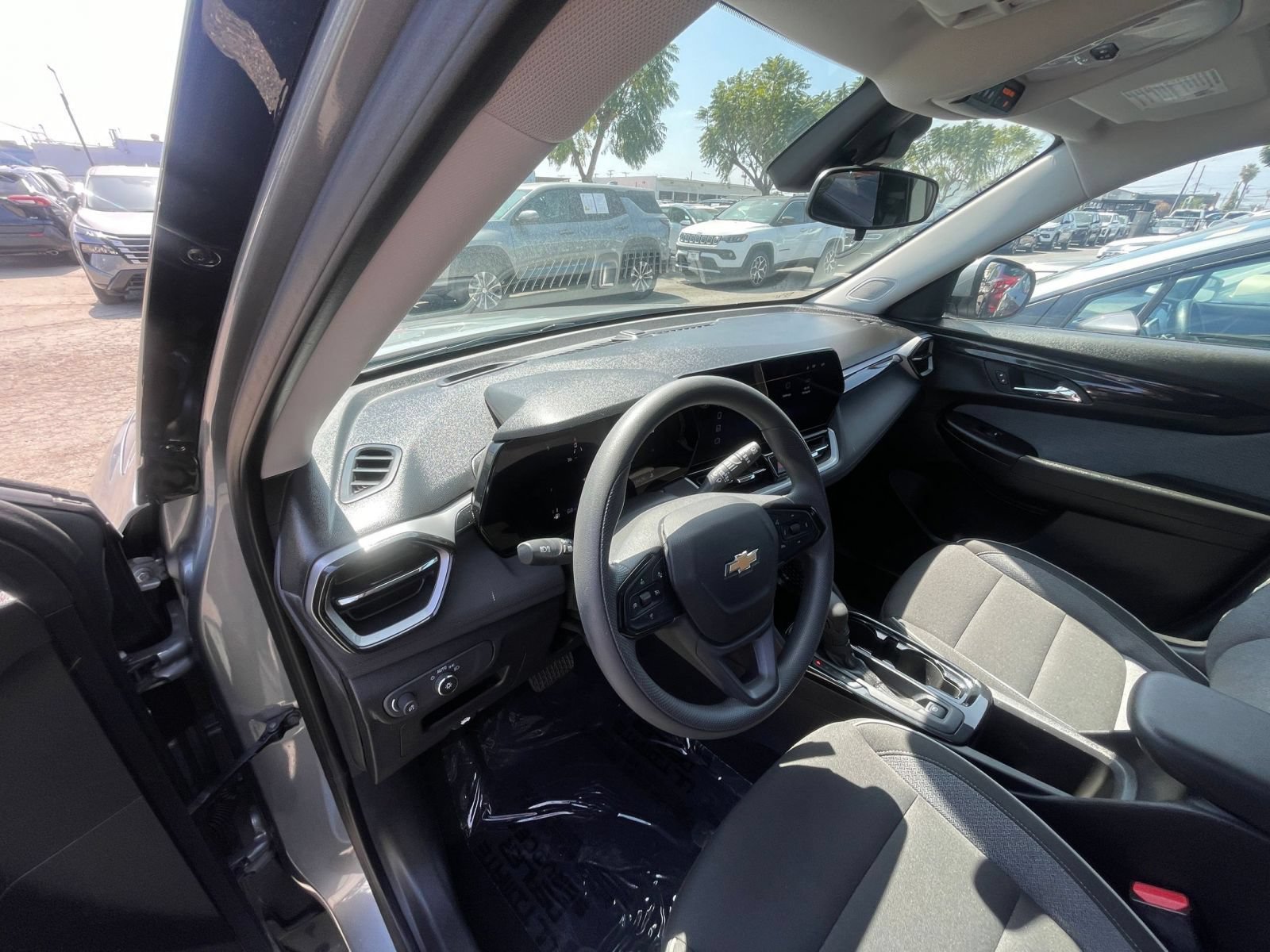 Thumbnail: 2025 Chevrolet TrailBlazer - 35