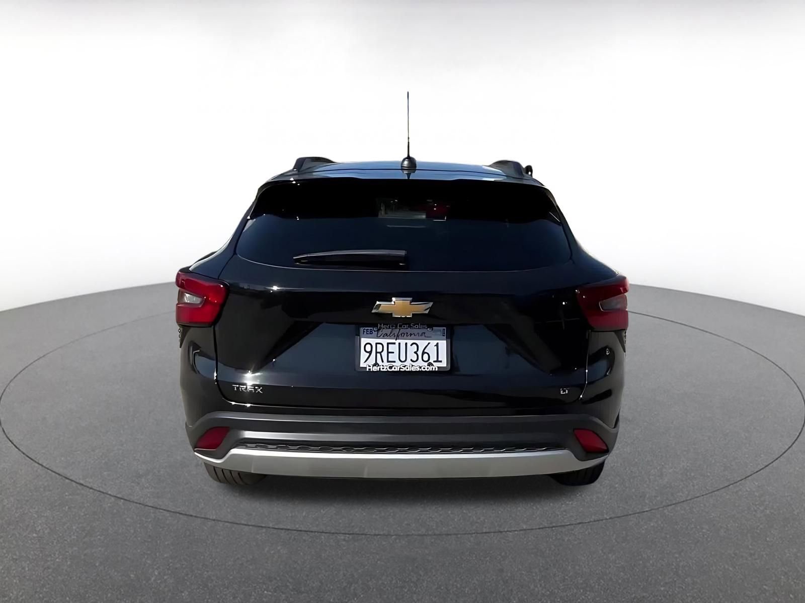 Thumbnail: 2025 Chevrolet Trax - 12