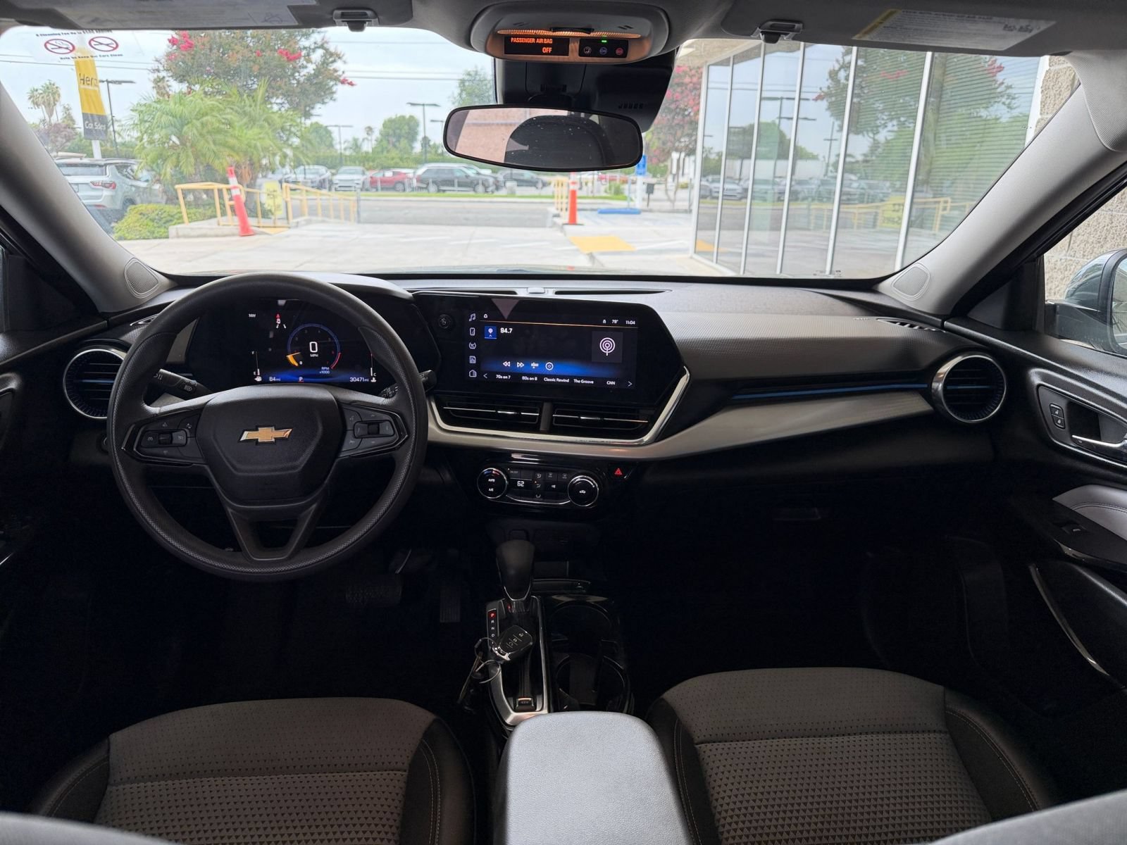 Thumbnail: 2025 Chevrolet Trax - 32