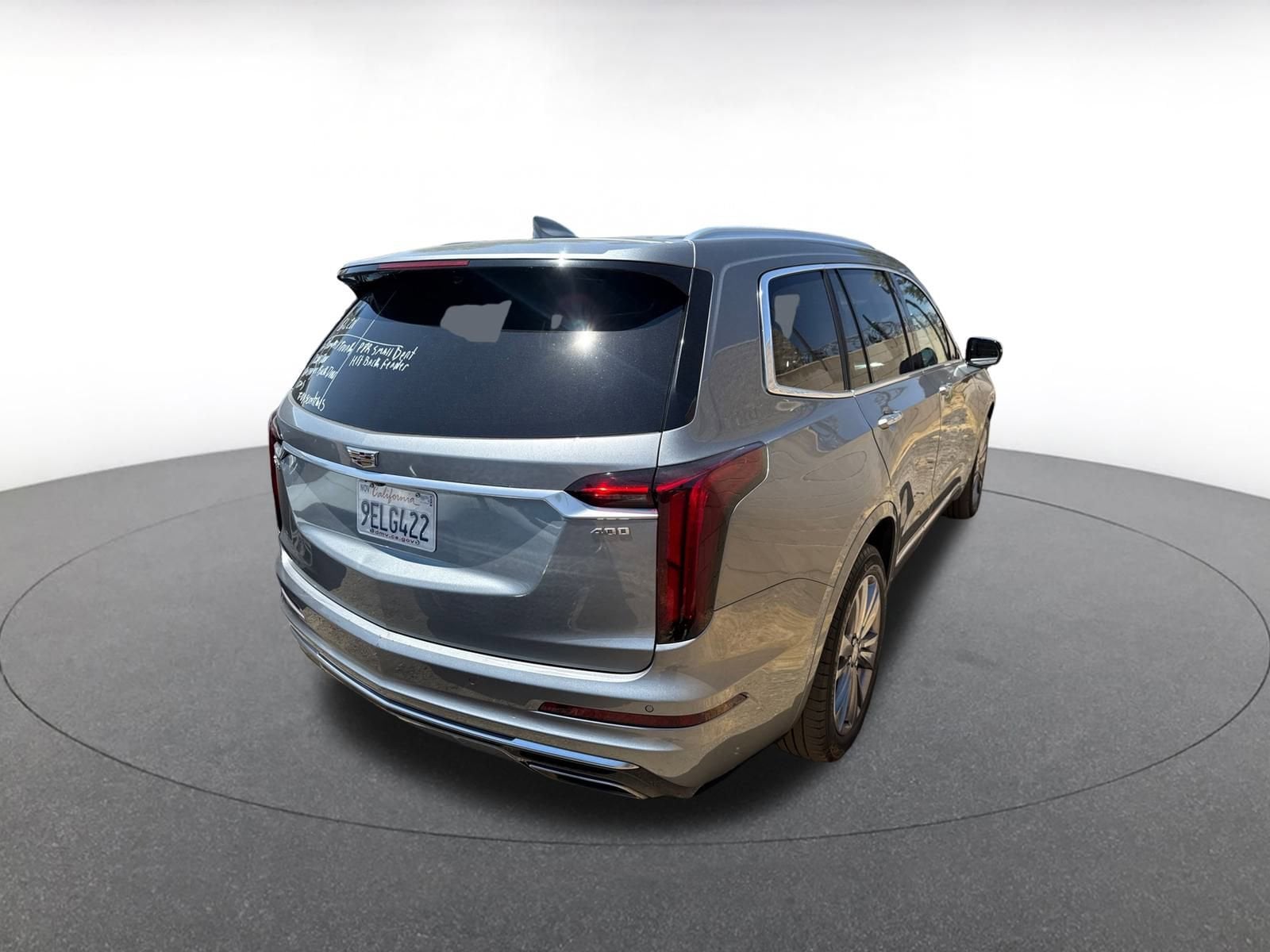 Thumbnail: 2023 Cadillac XT6 - 18