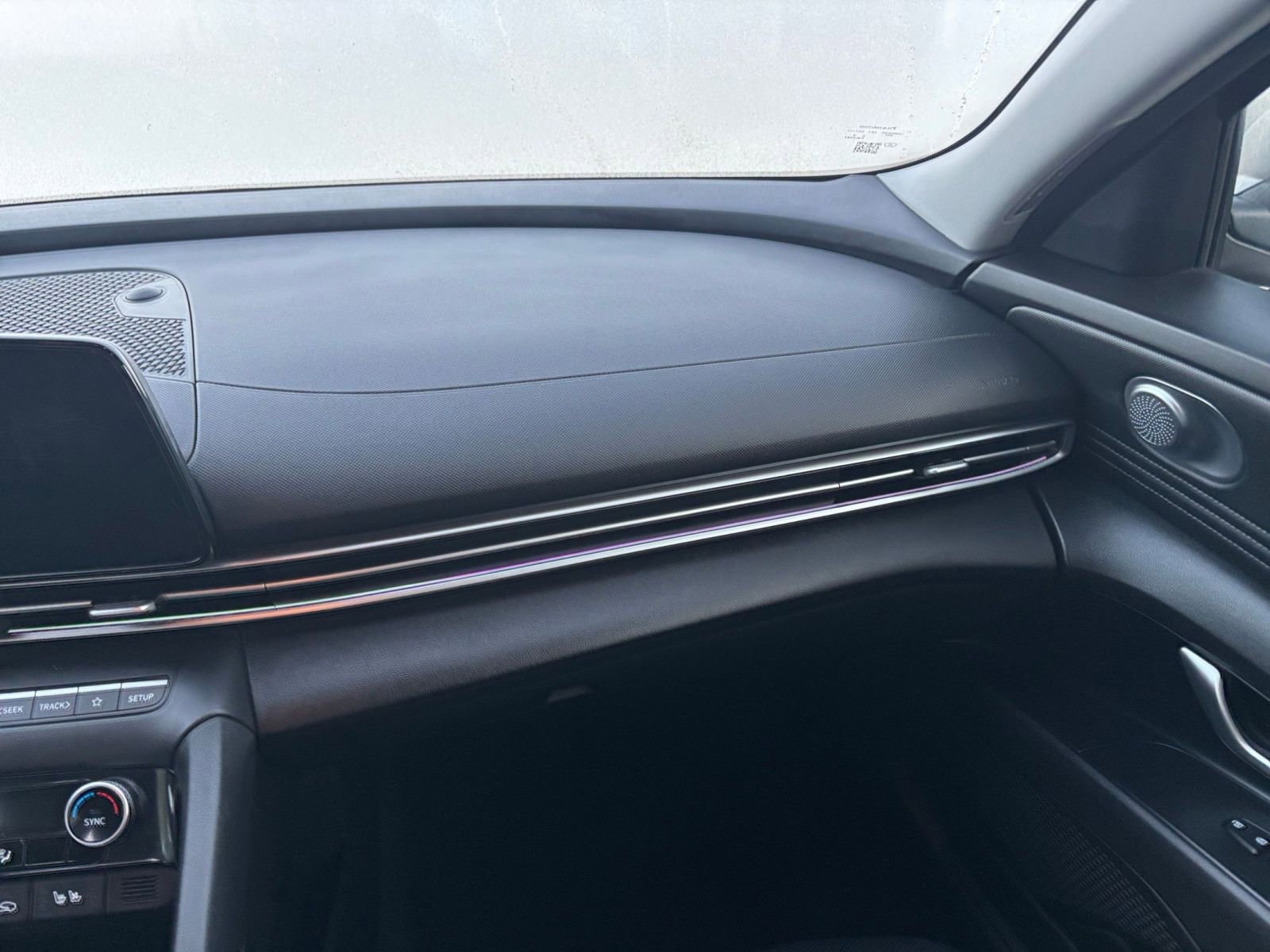 Thumbnail: 2025 Hyundai Elantra - 35