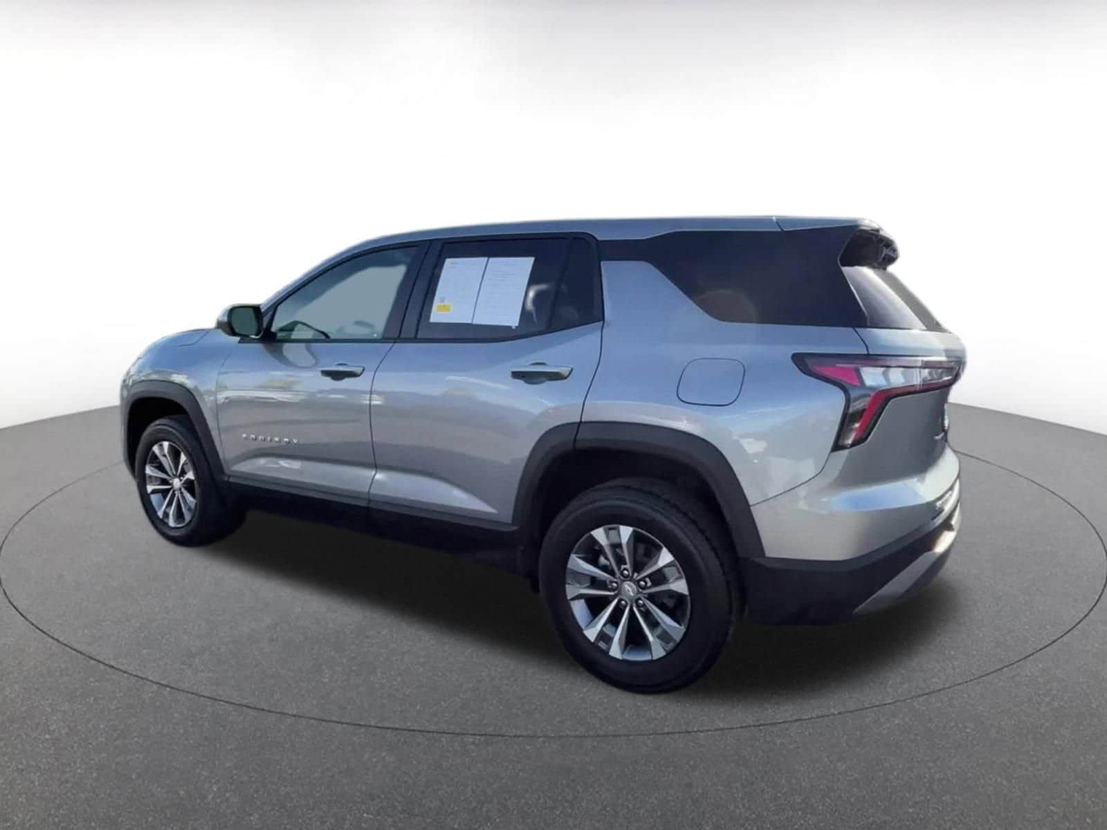 Thumbnail: 2025 Chevrolet Equinox - 10