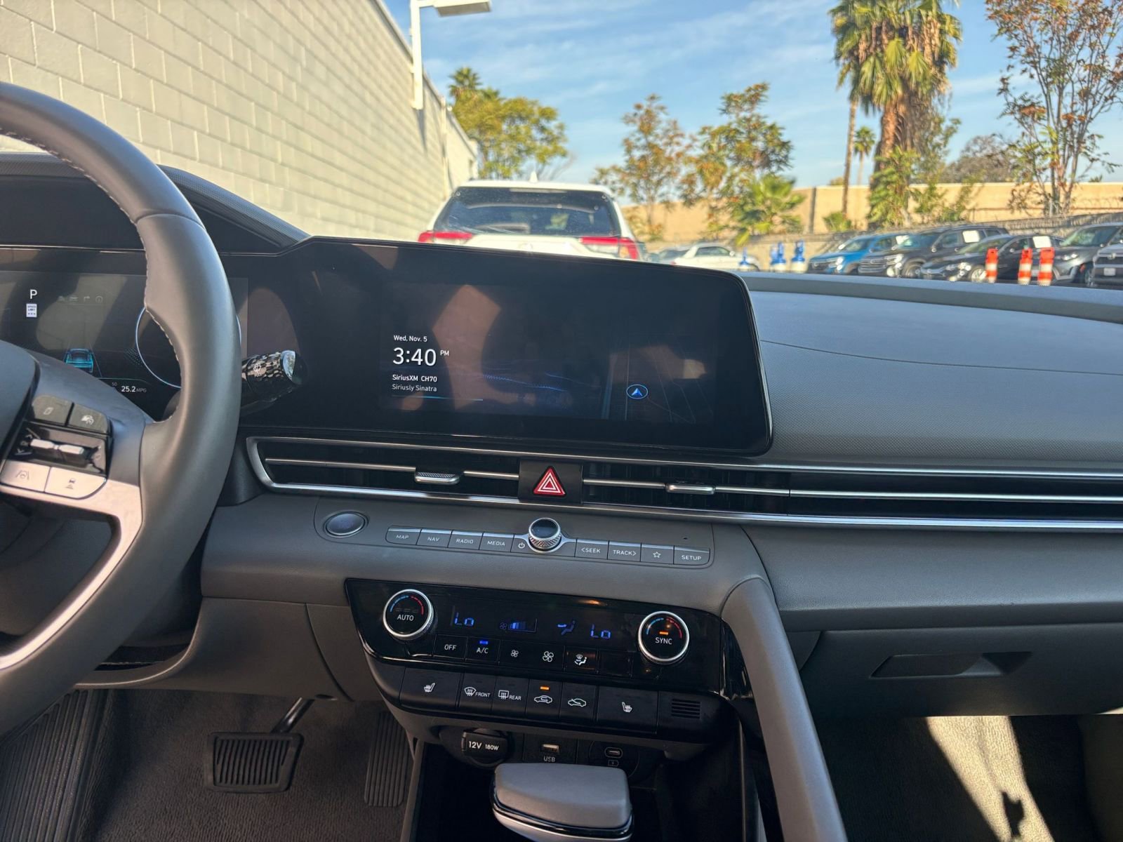 Thumbnail: 2025 Hyundai Elantra - 18