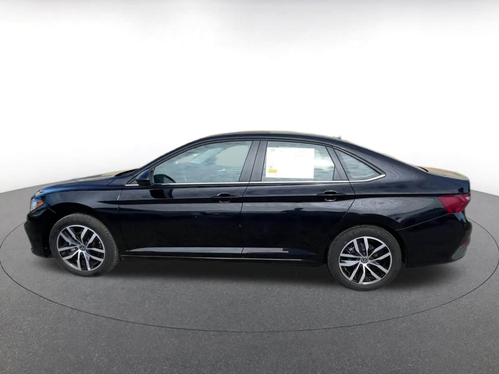 Thumbnail: 2025 Volkswagen Jetta - 9