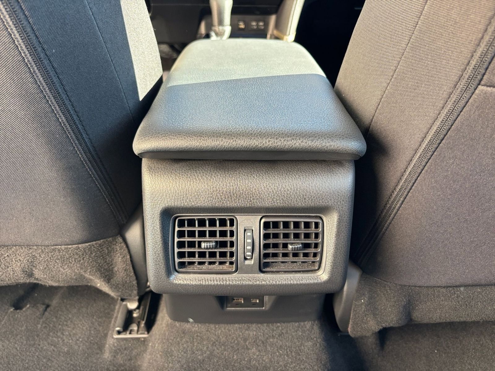 Thumbnail: 2025 Toyota Camry - 24