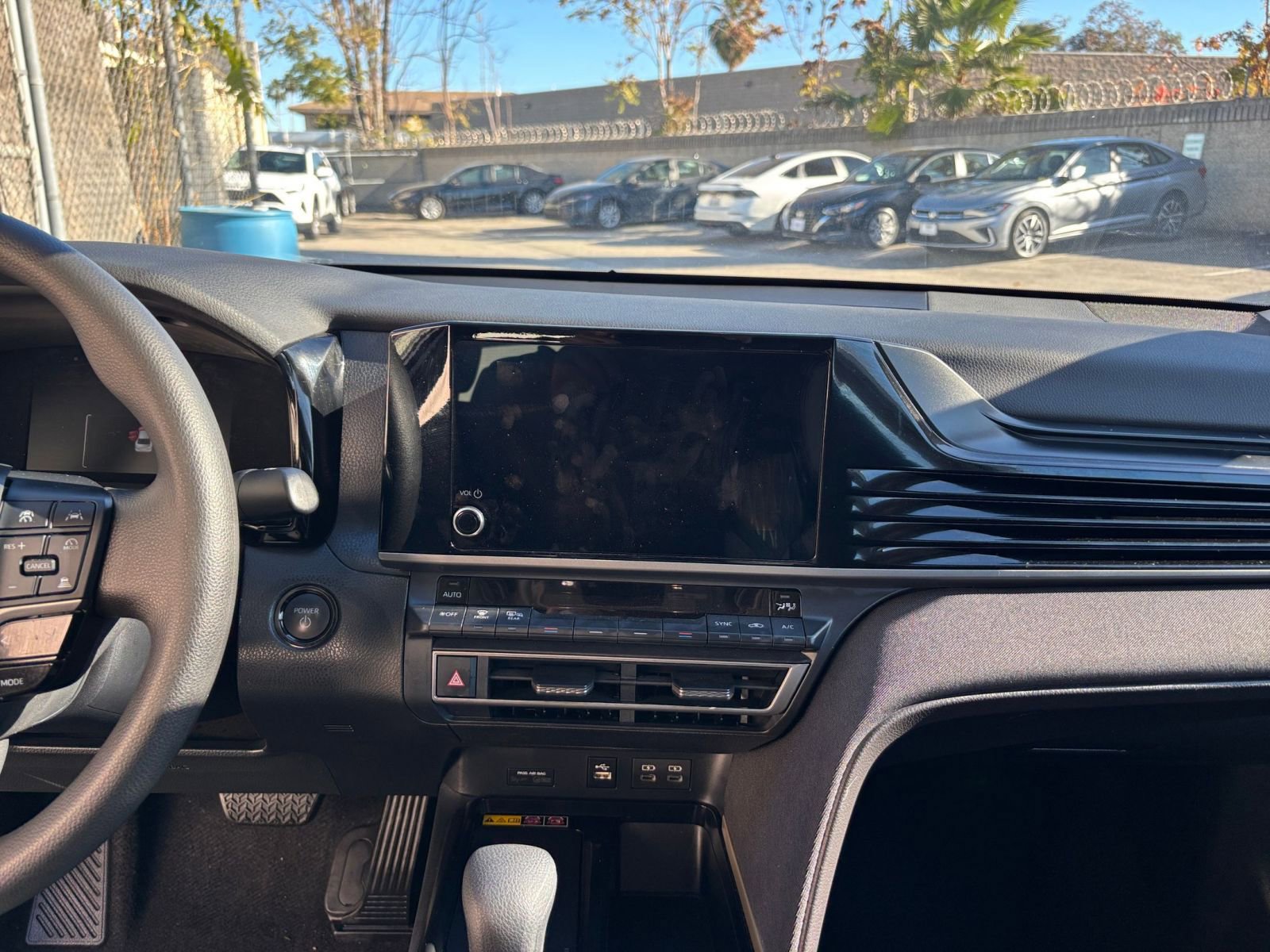 Thumbnail: 2025 Toyota Camry - 18