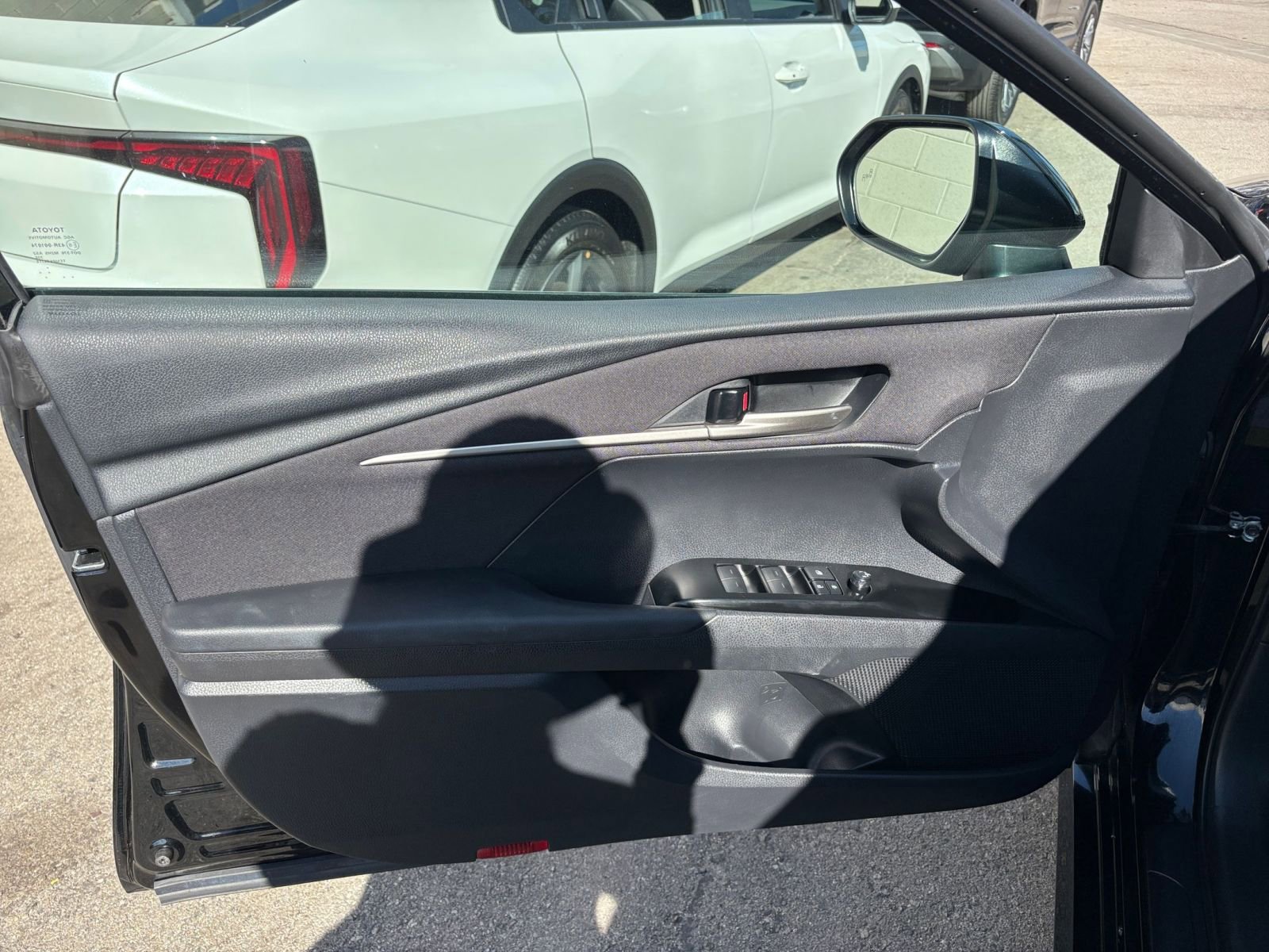 Thumbnail: 2025 Toyota Camry - 20