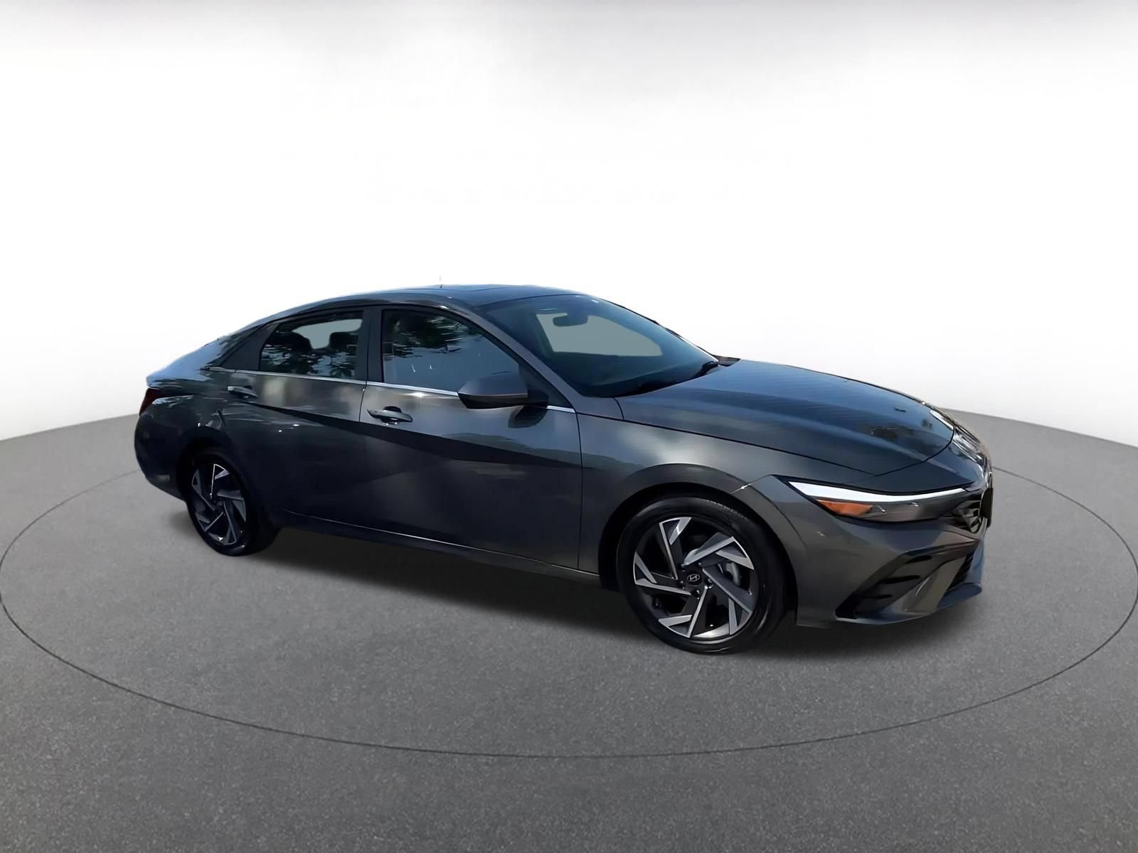 Thumbnail: 2025 Hyundai Elantra - 2
