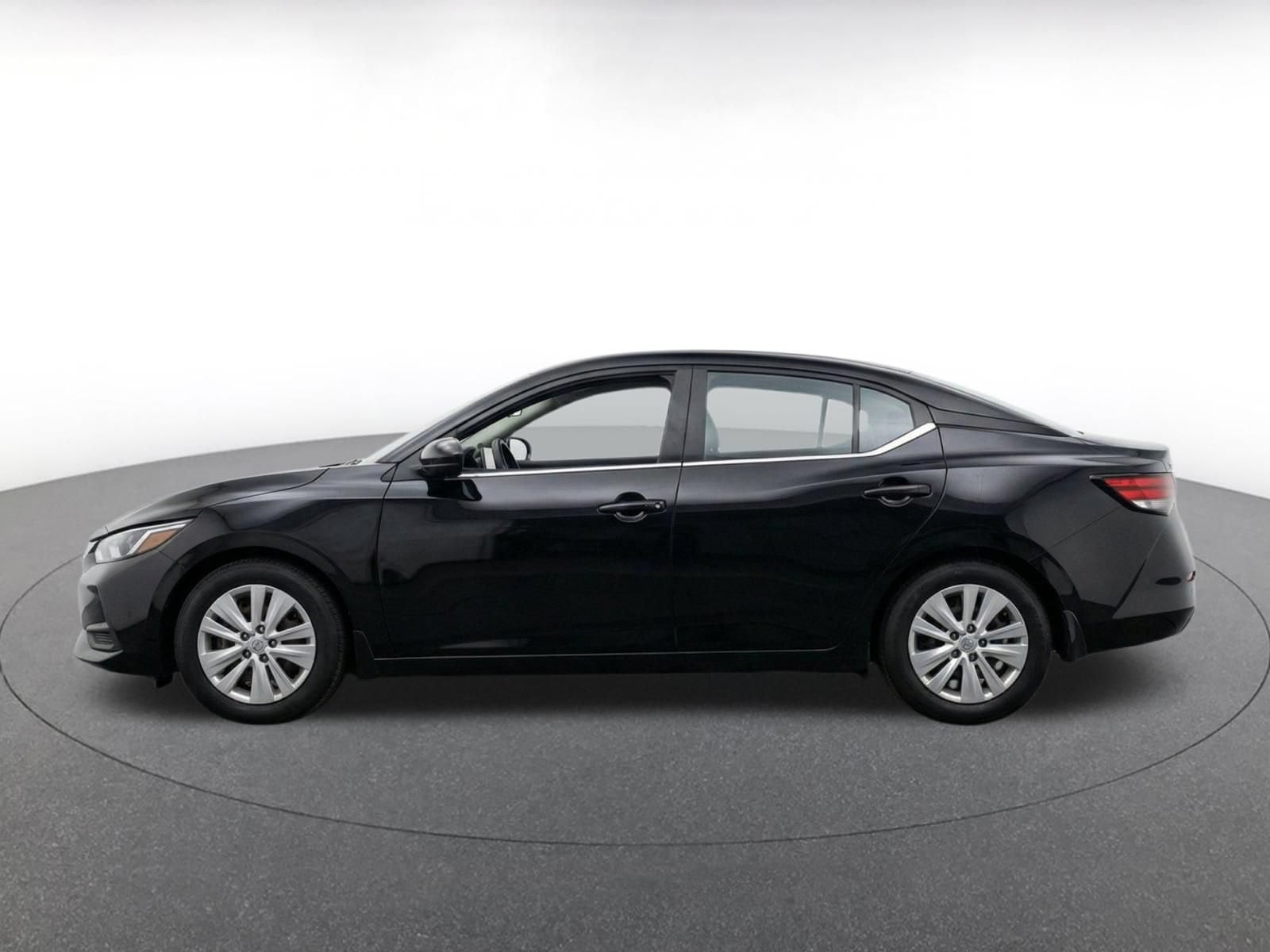 Thumbnail: 2025 Nissan Sentra - 4