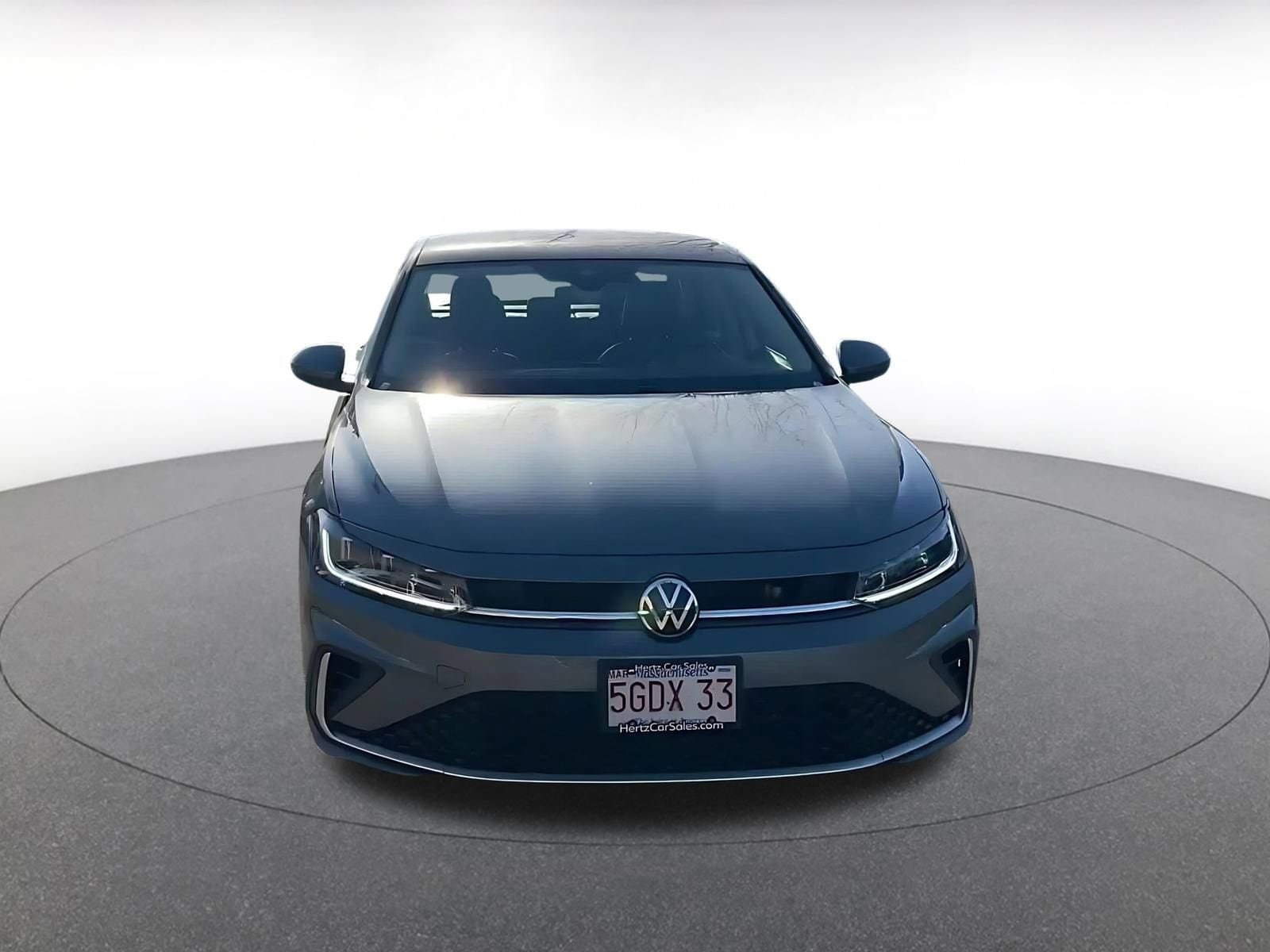 Thumbnail: 2025 Volkswagen Jetta - 4