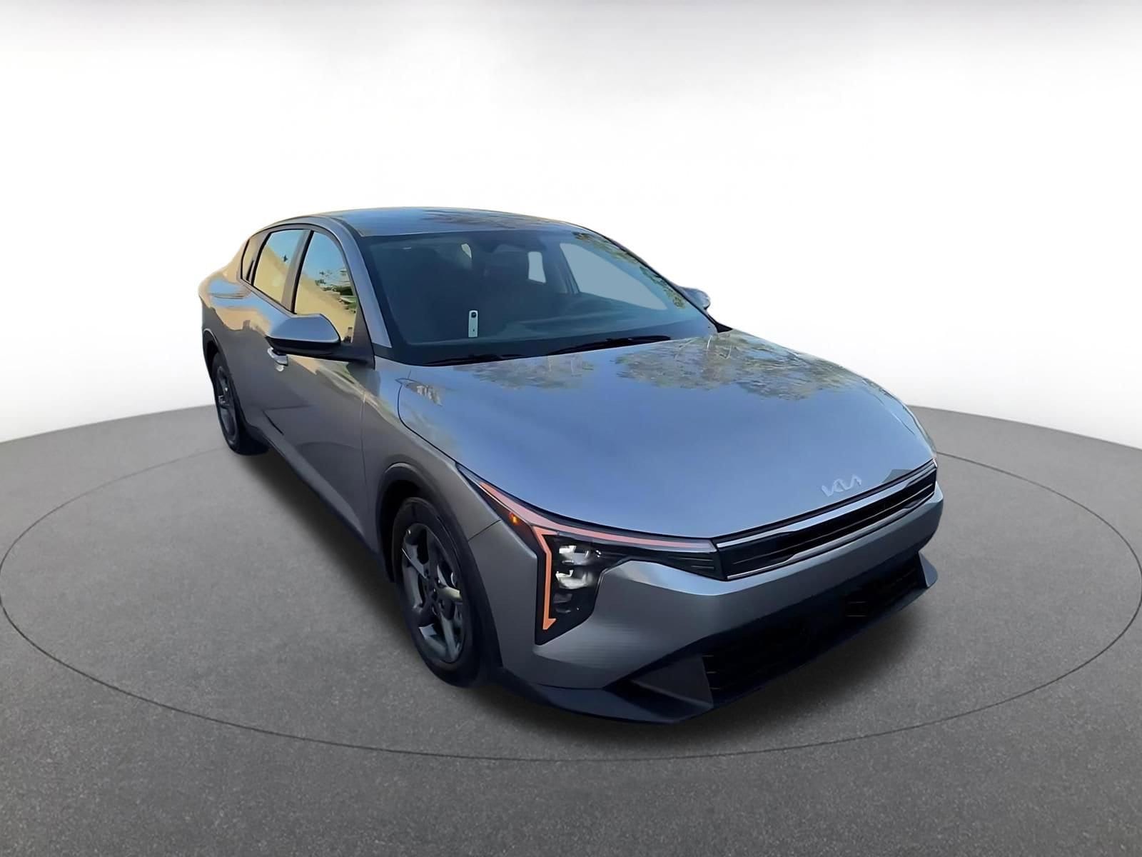 Thumbnail: 2025 Kia K4 - 3