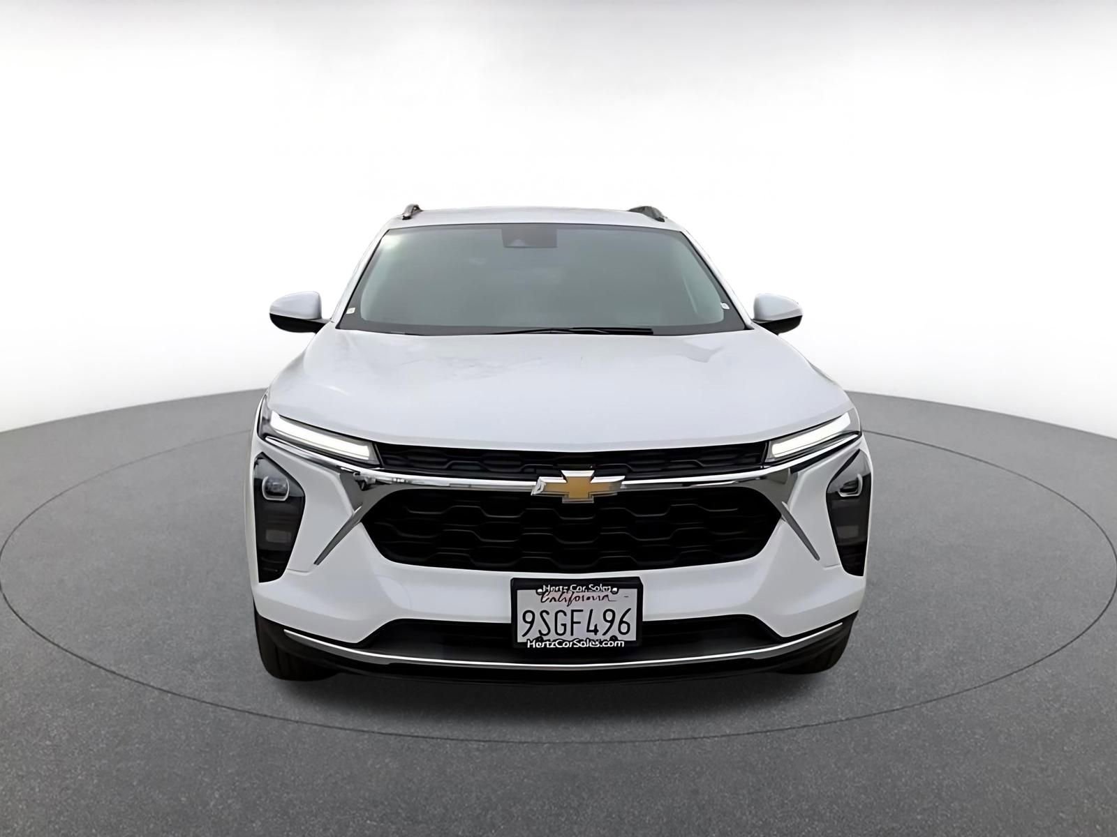 Thumbnail: 2025 Chevrolet Trax - 4