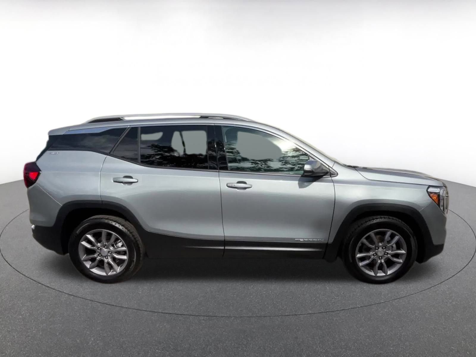 Thumbnail: 2024 GMC Terrain - 16