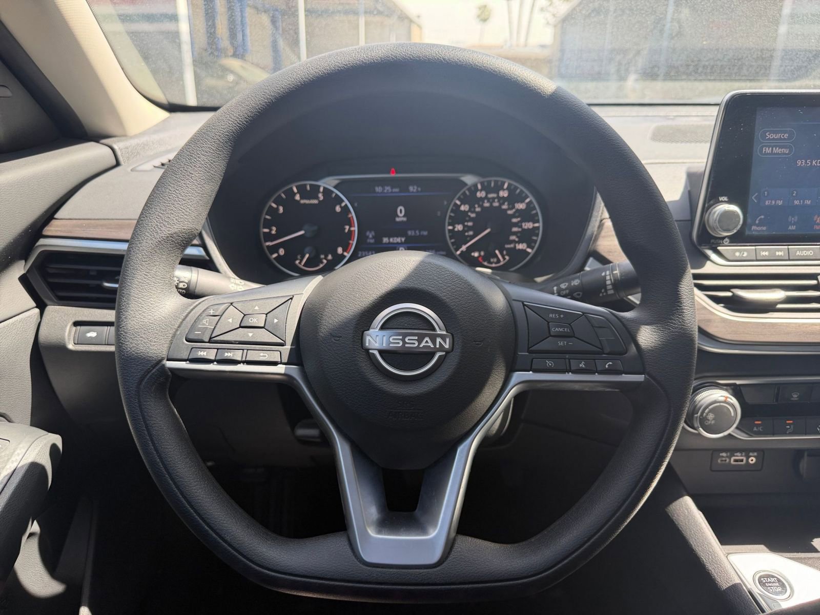 Thumbnail: 2025 Nissan Altima - 28