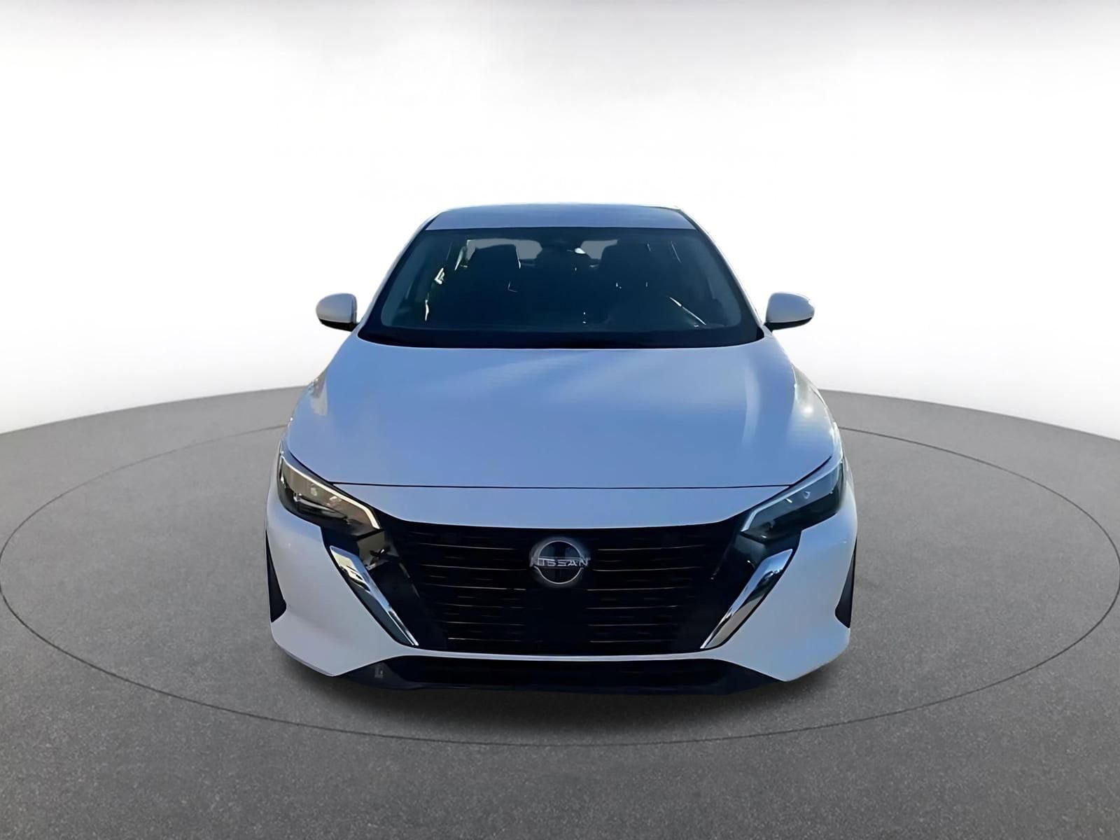 Thumbnail: 2025 Nissan Sentra - 4