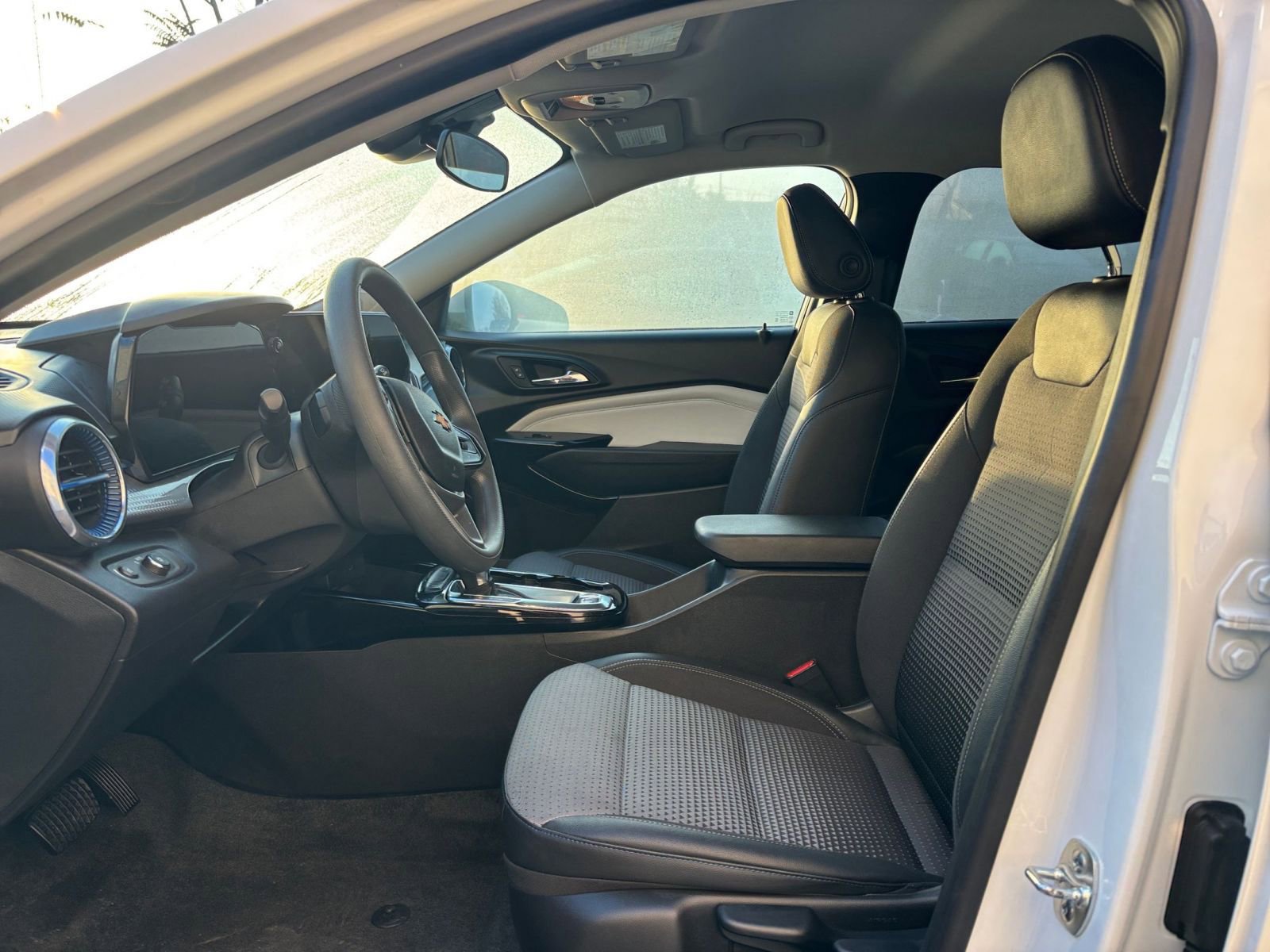 Thumbnail: 2025 Chevrolet Trax - 27