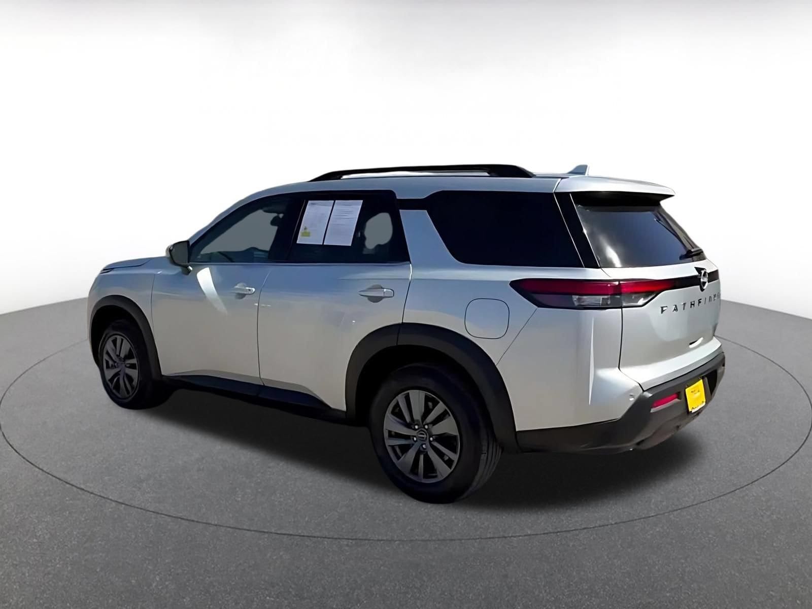 Thumbnail: 2025 Nissan Pathfinder - 11